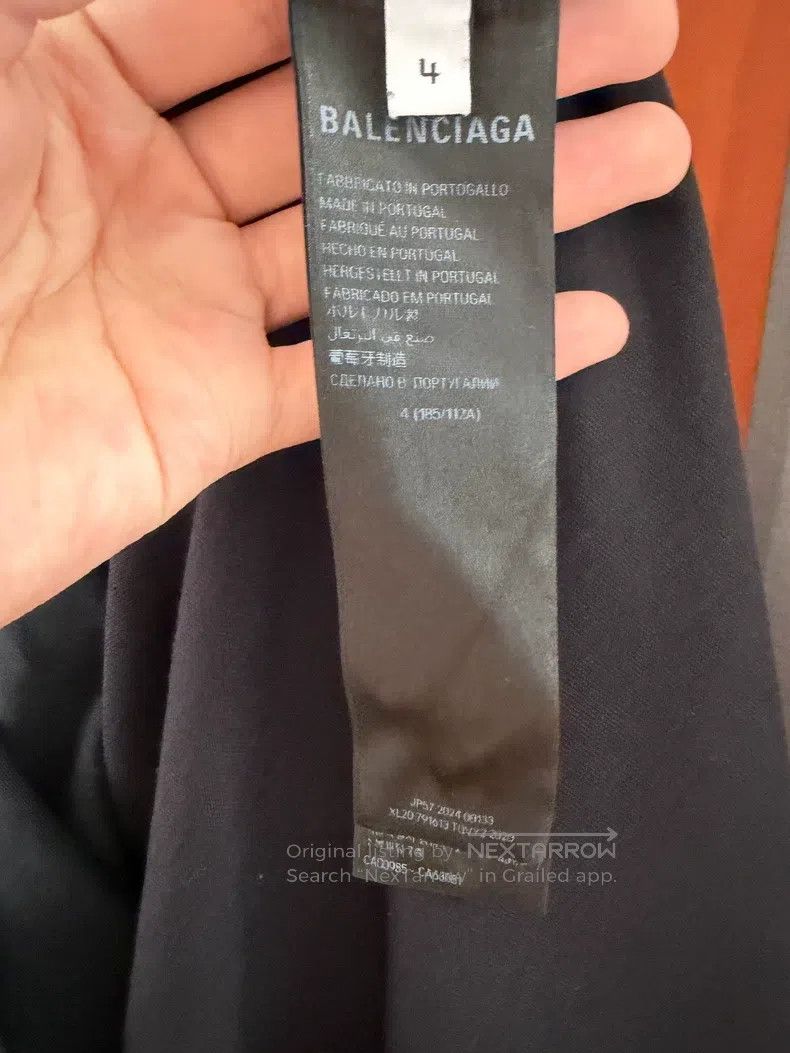 Balenciaga Balenciaga Bitcoin Eiffel Tower Two-Sided Long Sleeve Size US XL / EU 56 / 4 - 4 Thumbnail