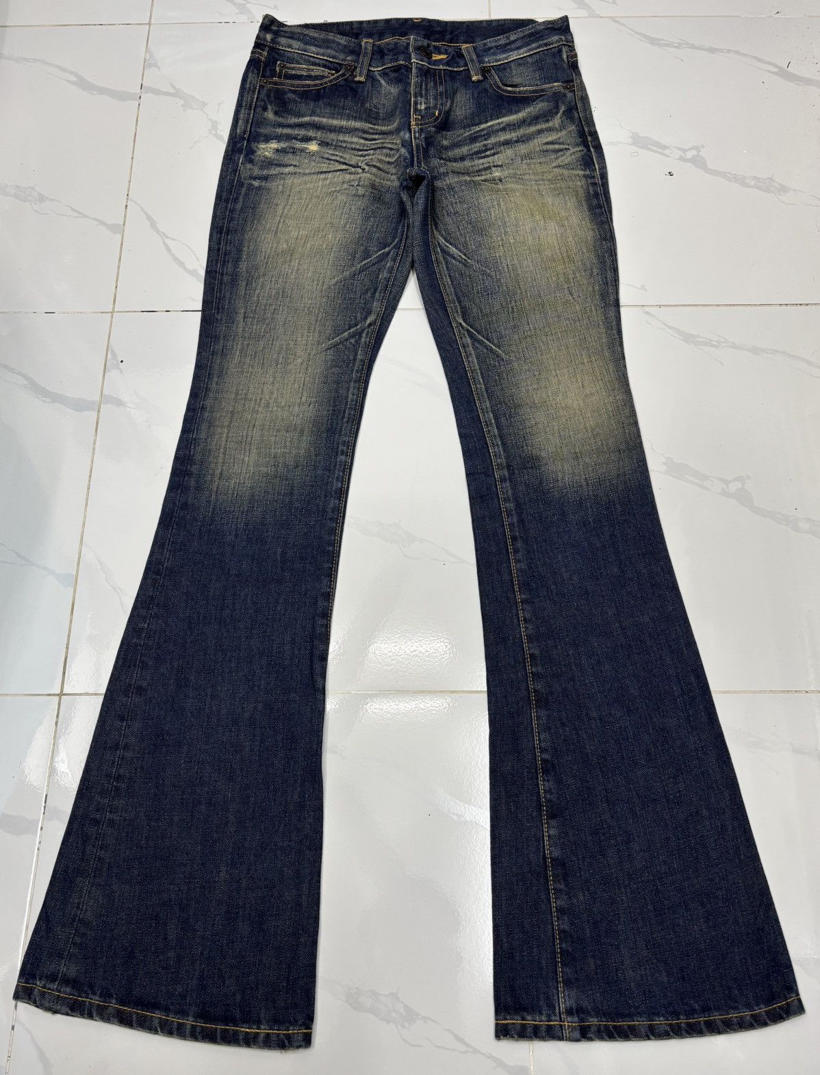 Le Grande Bleu (L.G.B.) MOUSSY JAPAN FLARED JEANS MUD WASH LOW RISE BOOTCUT JEANS Size US 28 / EU 44 - 9 Thumbnail