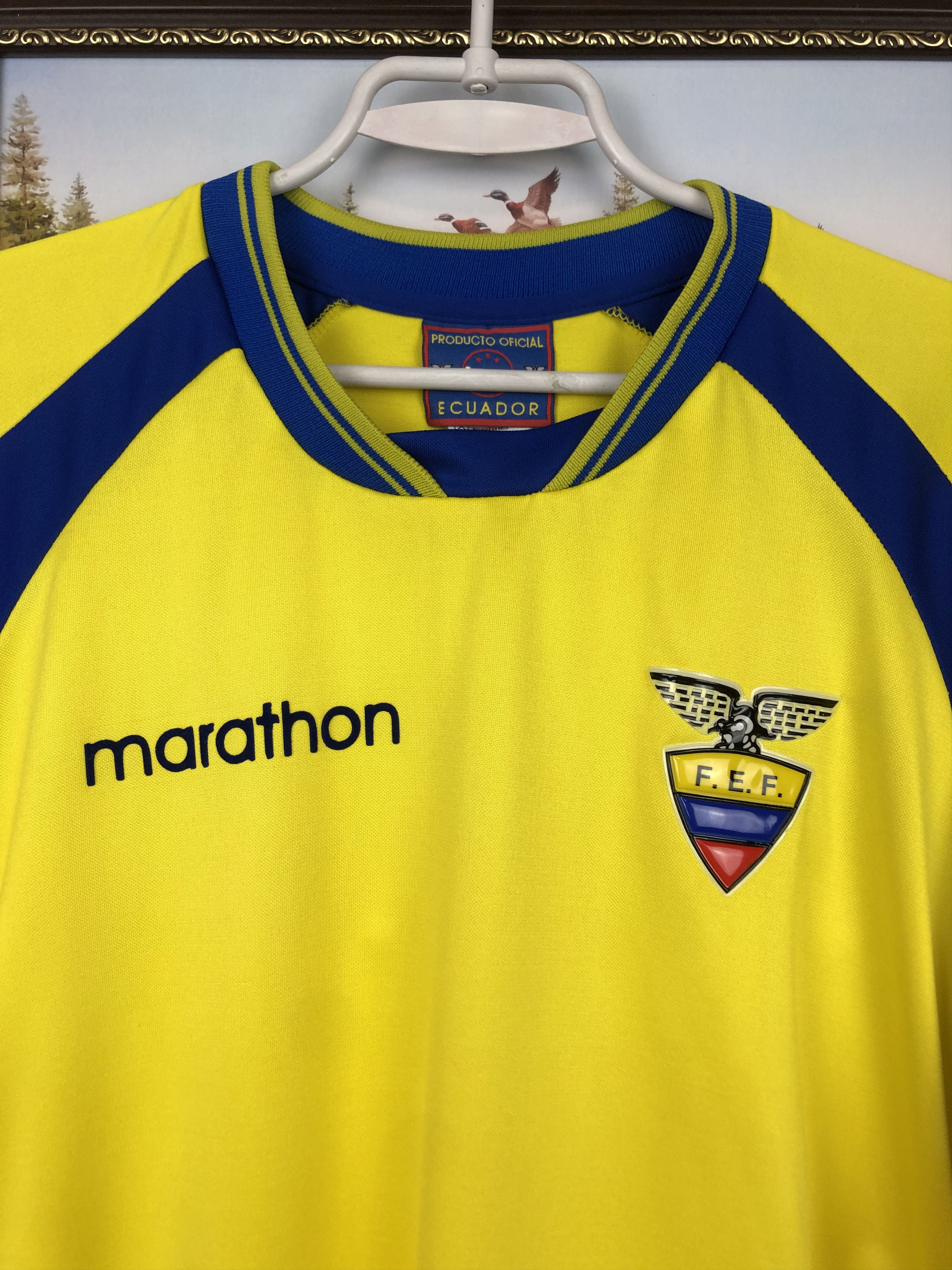 Vintage Ecuador football shirt Soccer Jersey Mens Trikot National Size US L / EU 52-54 / 3 - 4 Thumbnail