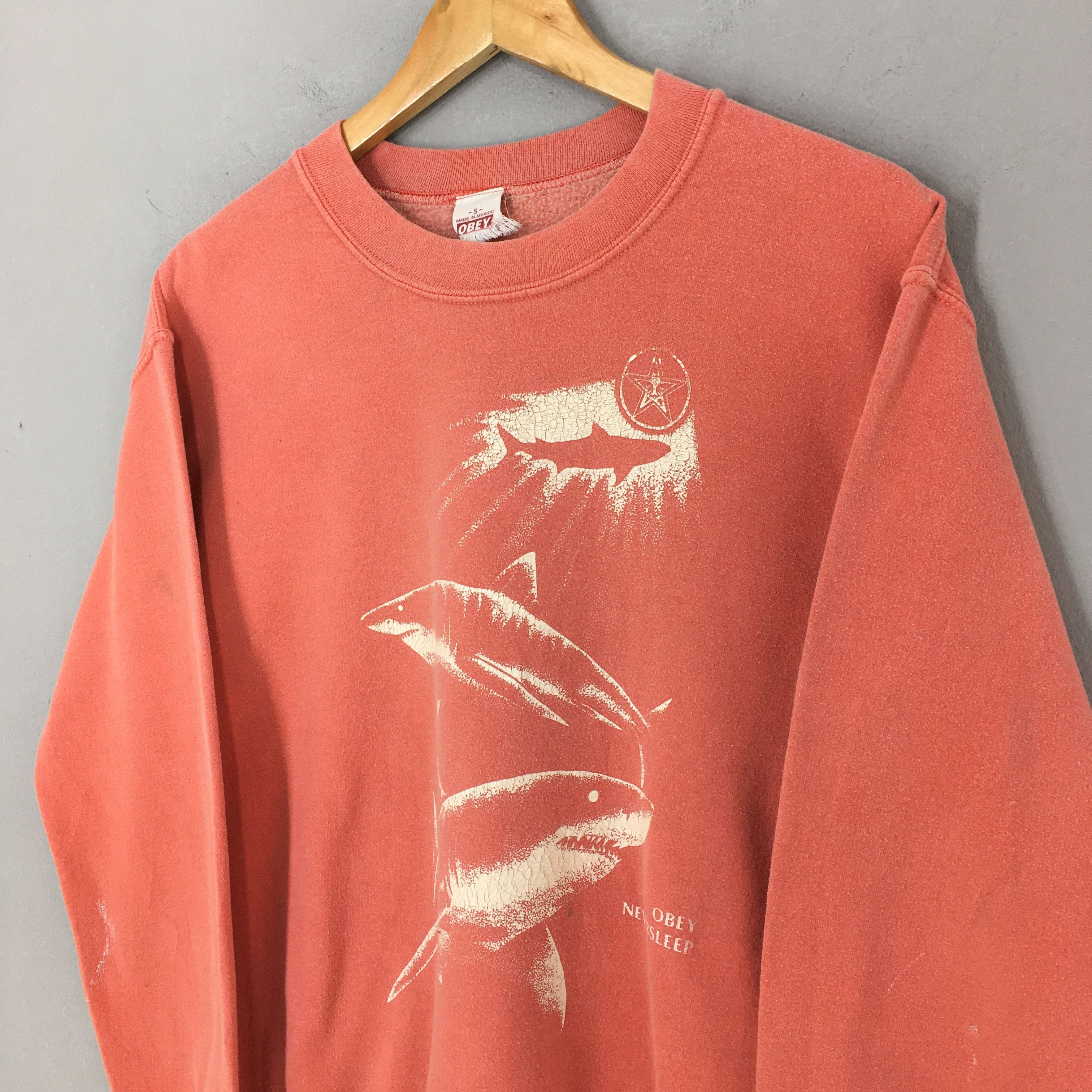 Obey × Vintage Vintage Obey Neversleep Shark Sweatshirt Small Size US S / EU 44-46 / 1 - 3 Thumbnail