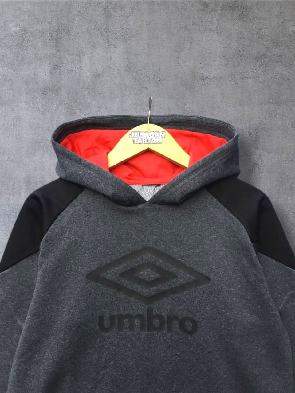 Umbro HOODIE UMBRO TAG DESCENTE SIZE M Size US M / EU 48-50 / 2 - 2 Thumbnail