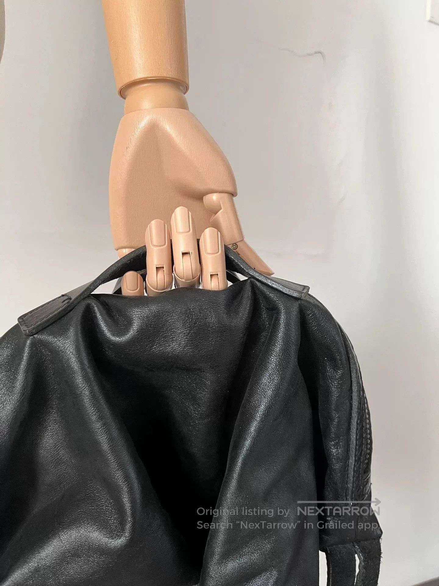 Yohji Yamamoto Yohji Yamamoto Drawstring Crossbody Handbag. Size ONE SIZE - 5 Thumbnail