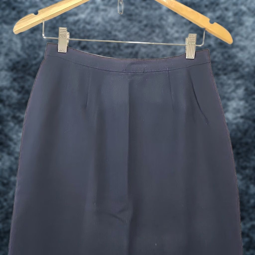 Vintage VINTAGE Unbranded Wool Women's Skirt 6P Pencil Knee-Length Dark Navy High Rise Lined Retro Y2K Mens Womens Girls Girls Size 28" / US 6 / IT 42 - 1 Thumbnail