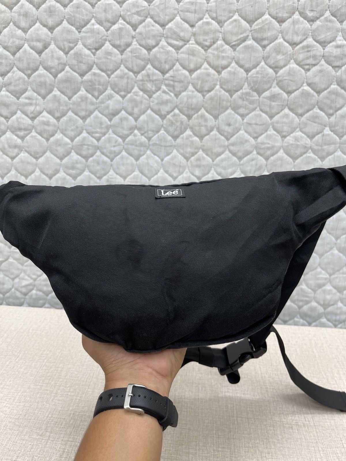 Champion × Lee 🔥🔥🔥STEALS CHAMPION & LEE RIDERS BAG Size ONE SIZE - 9 Thumbnail