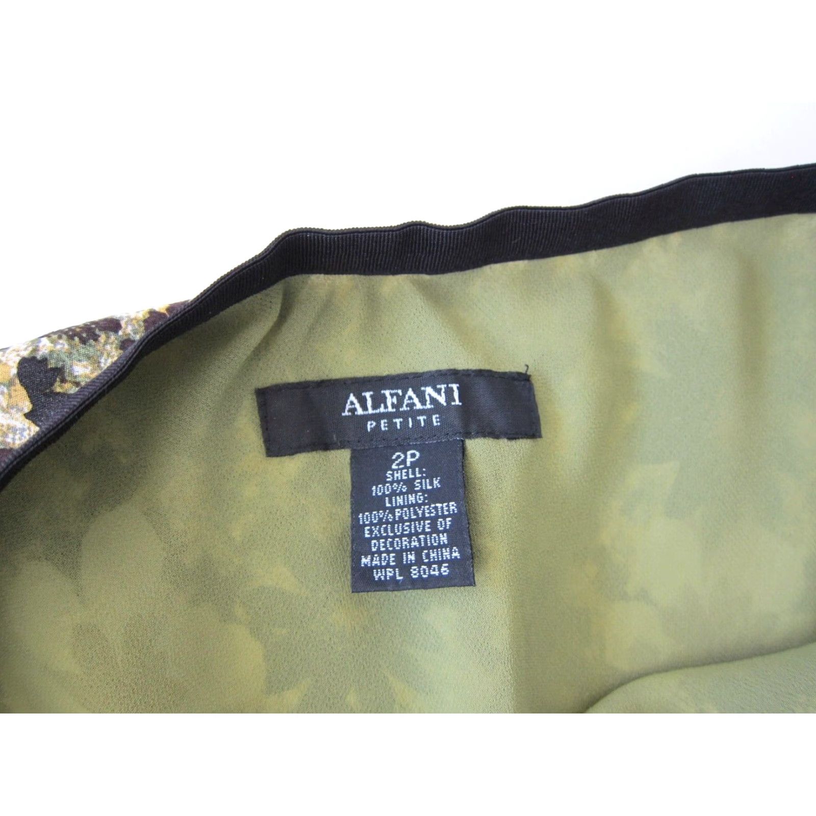 Alfani Alfani Petite Silk Lined Floral A-Line Skirt 2P Green 26" Waist 30" Hip Knee Length Women Size 26" / US 2 / IT 38 - 4 Thumbnail