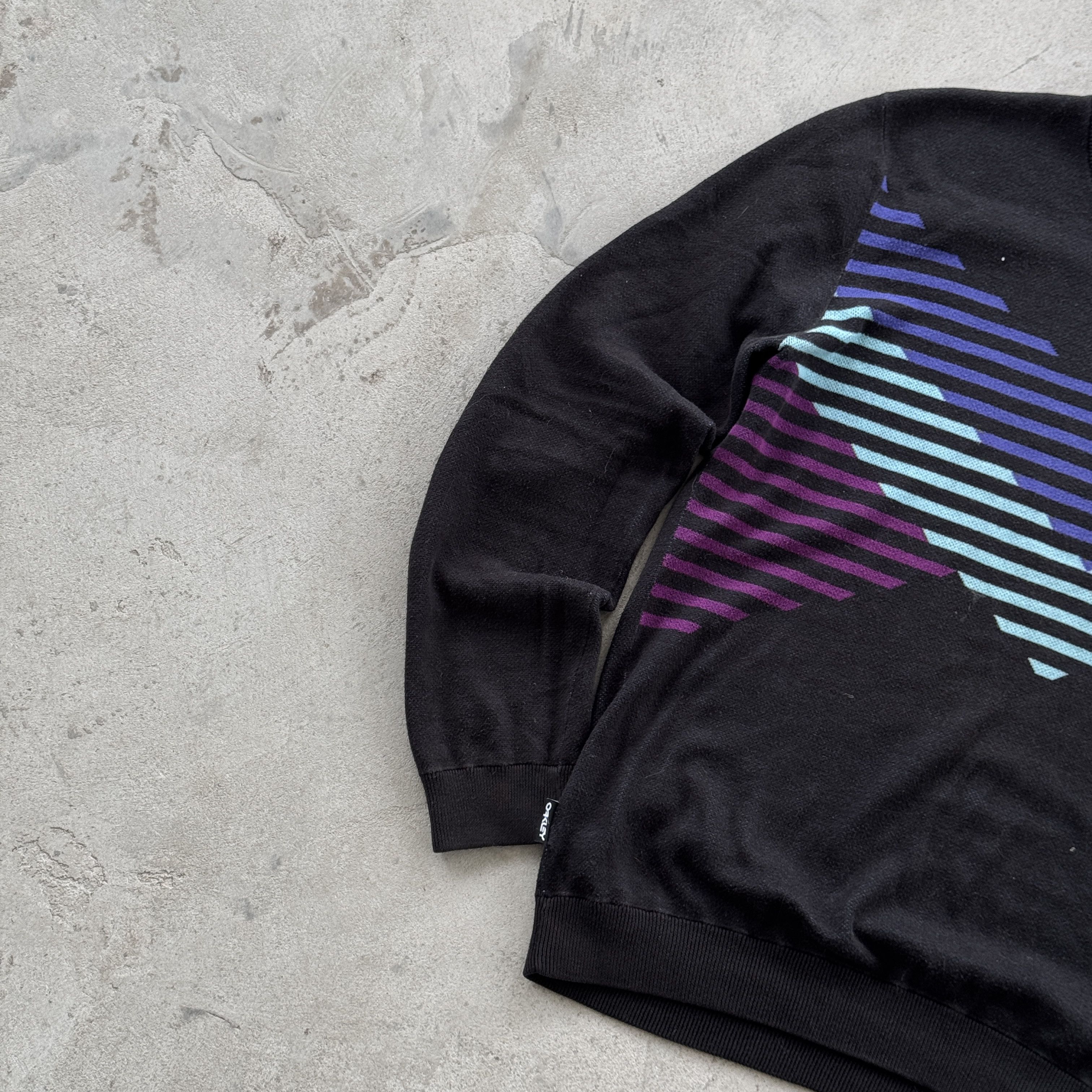 Oakley Oakley Vintage V Neck Sweater Striped Knit Black M Size US M / EU 48-50 / 2 - 3 Thumbnail