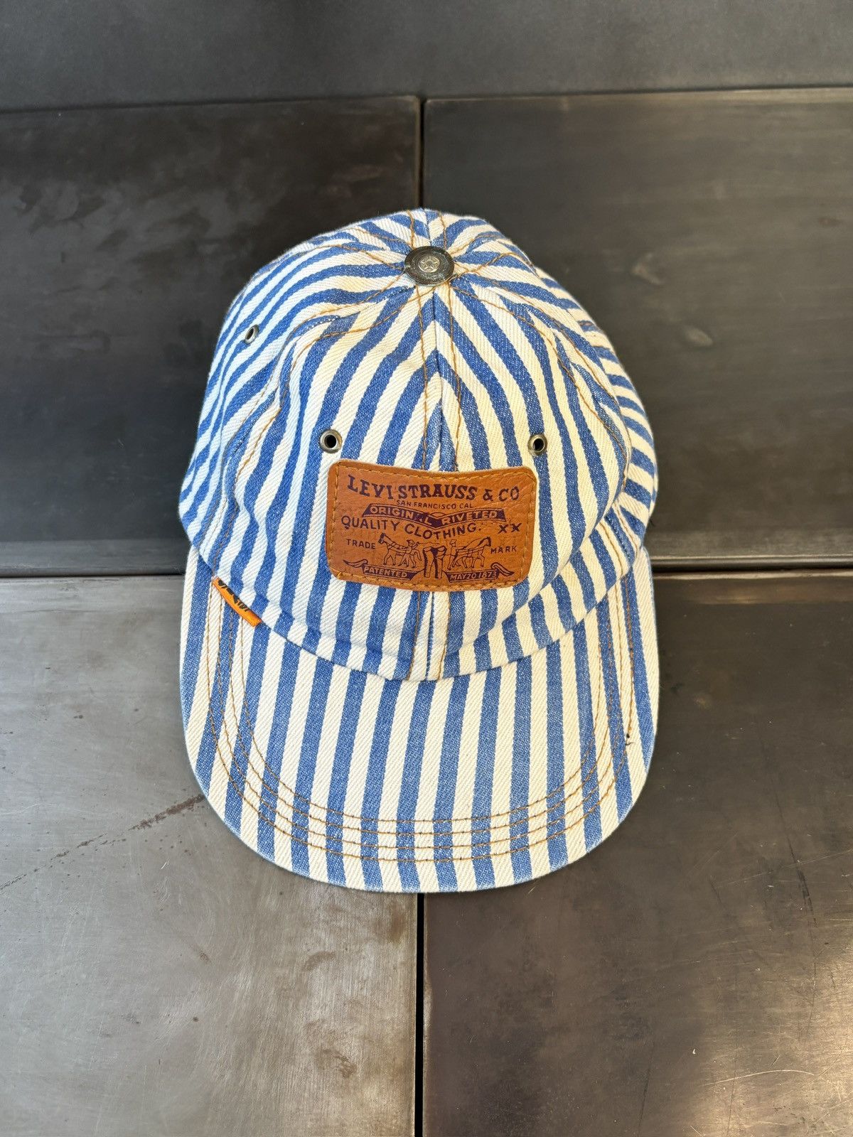 Levi's 1990s Levi's Jeans Hat Vintage Denim Snapback Striped Baseba Size ONE SIZE - 1 Thumbnail