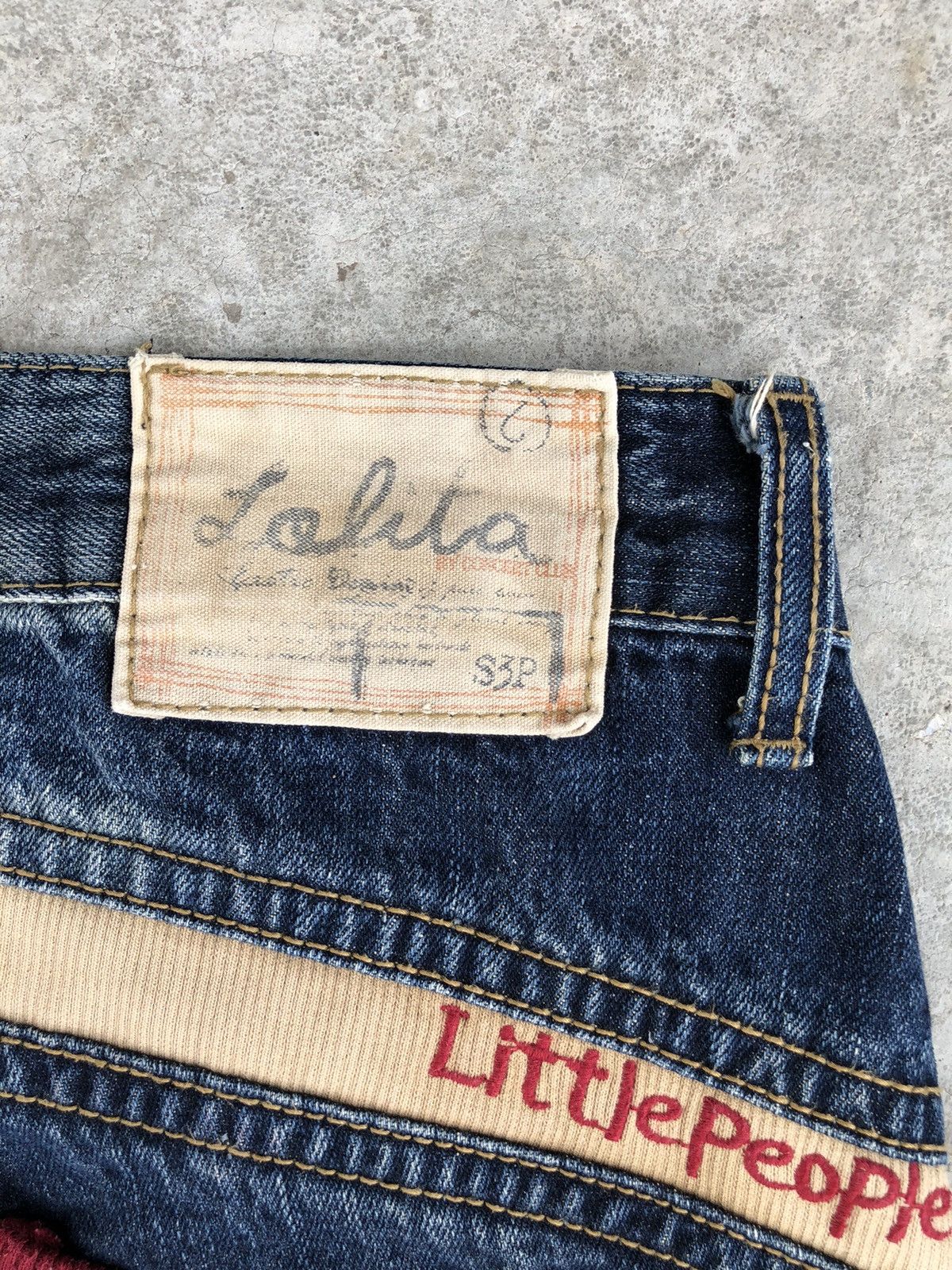 Japanese Brand Rare Yoshitomo Nara Lolita Dog Distressed Jeans Size US 32 / EU 48 - 16 Thumbnail