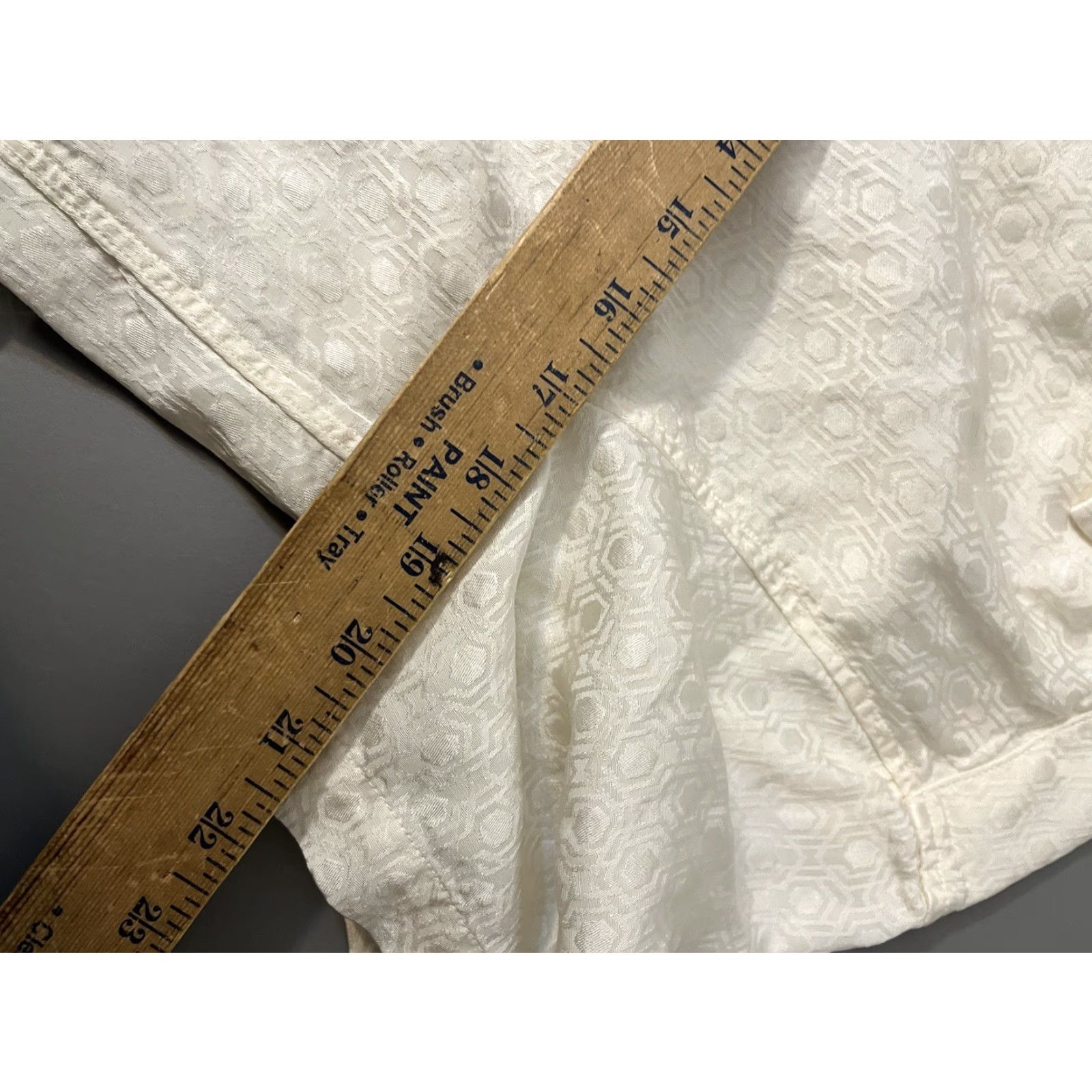 H&M H&M Geometric Button-Down Shirt Short Sleeve Ivory Linens Linen Lyocell Viscose Small Men Size US 29 - 6 Thumbnail