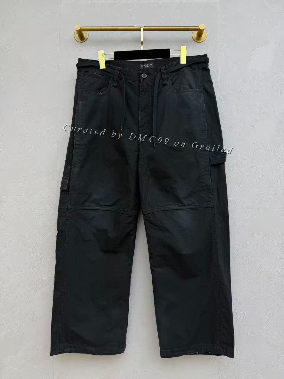 Balenciaga Balenciaga Distressed Cargo Jeans Size US 30 / EU 46 - 1 Thumbnail