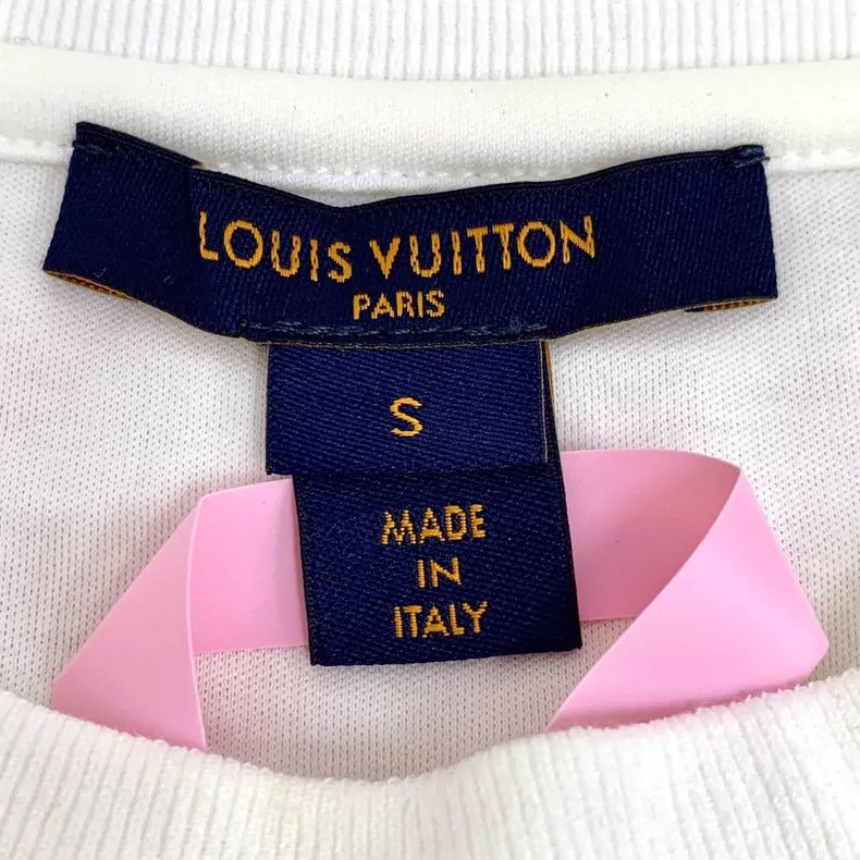 Louis Vuitton Louis Vuitton Beige logo full-print cotton crewneck lacy s Size S / US 4 / IT 40 - 5 Thumbnail