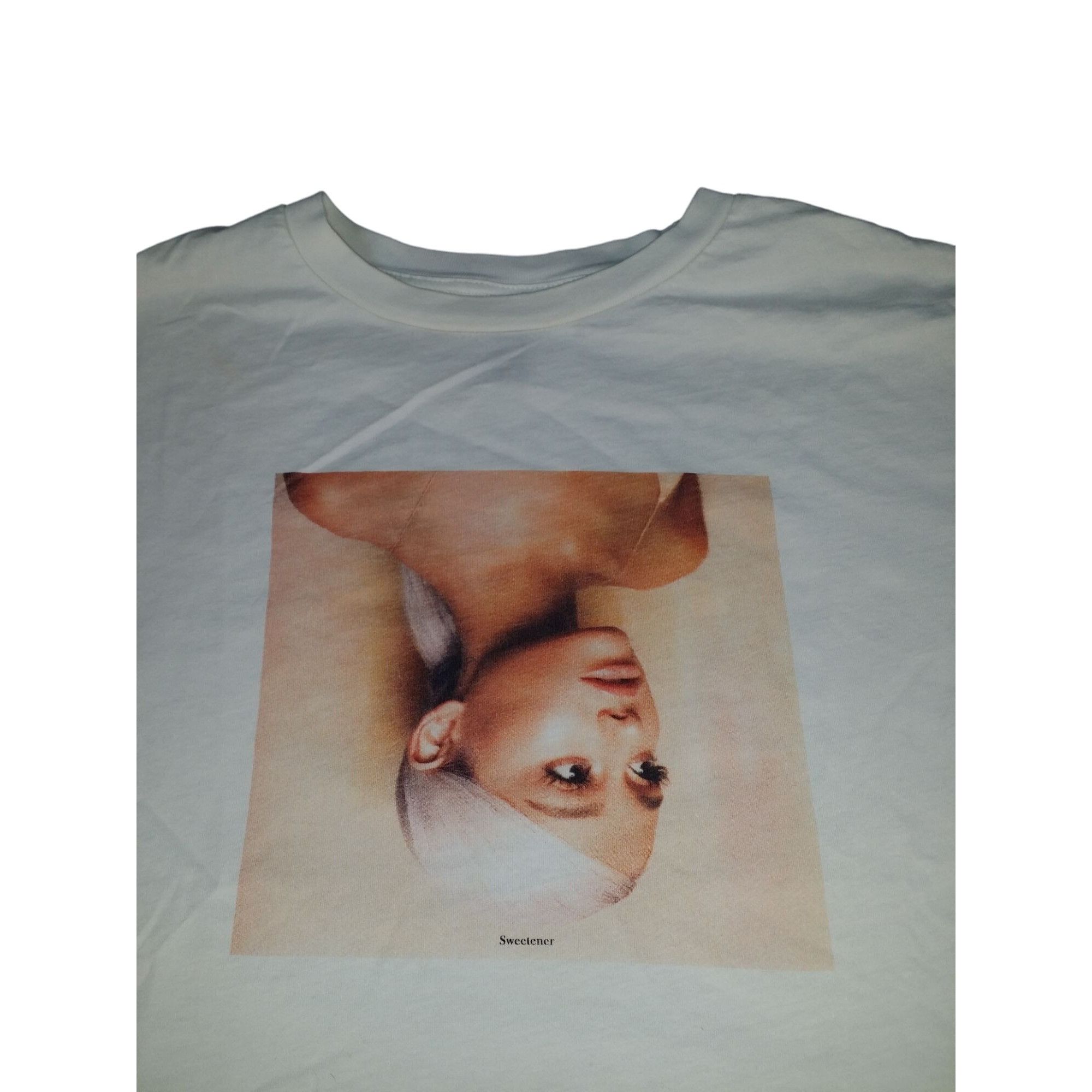 Divided Ariana Grande Tshirt Women Sz M Graphic Print Divided Concer Size M / US 6-8 / IT 42-44 - 2 Thumbnail