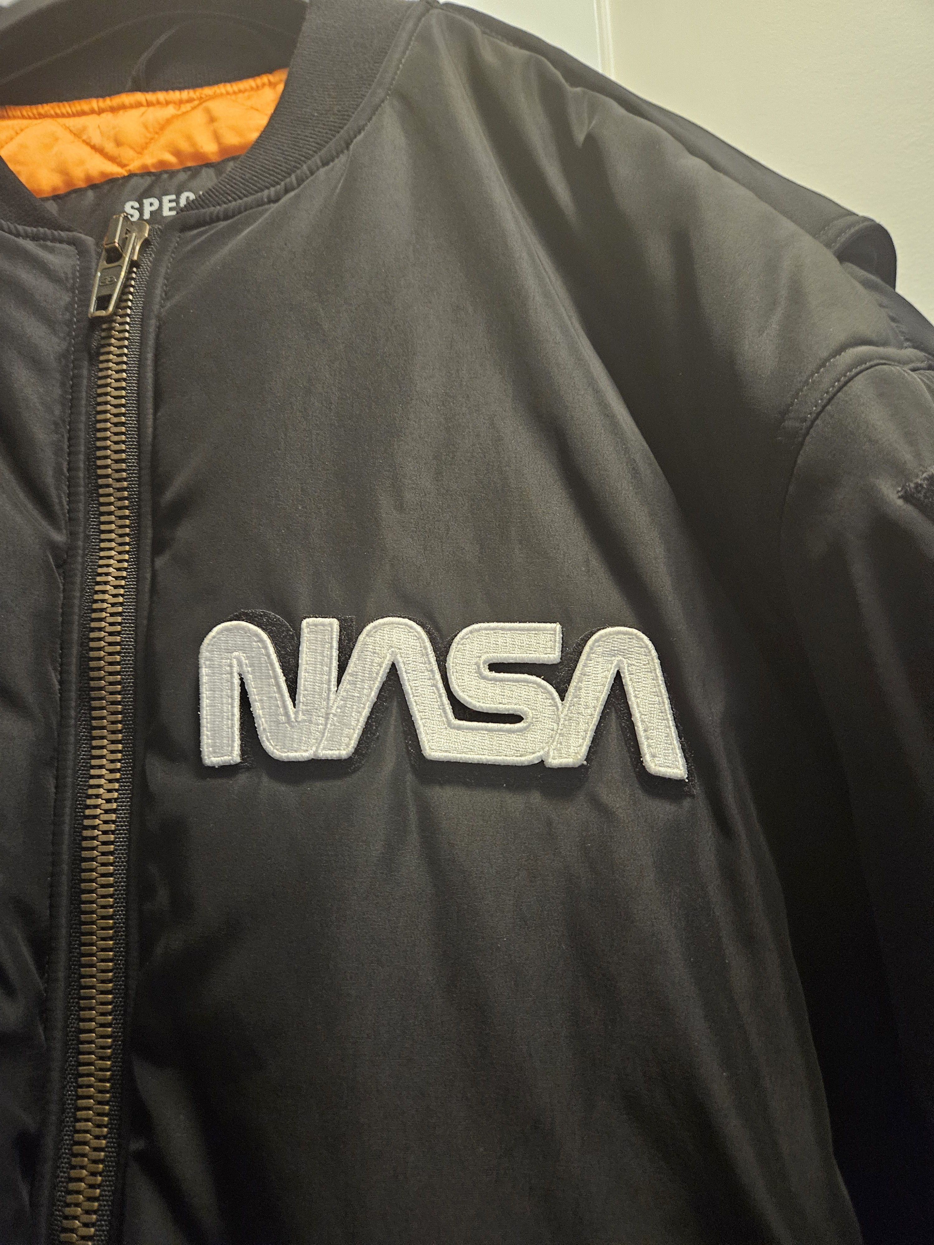 Balenciaga Multi Patch Black Nasa Plush Lined Bomber Jacket Size US M / EU 48-50 / 2 - 4 Thumbnail