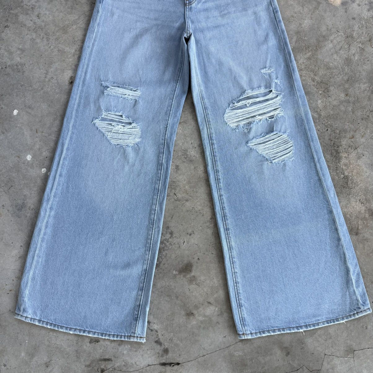 Japanese Brand W29x29.5 Vintage Japanese Wide Leg Distressed Denim Jean Size US 29 - 4 Thumbnail