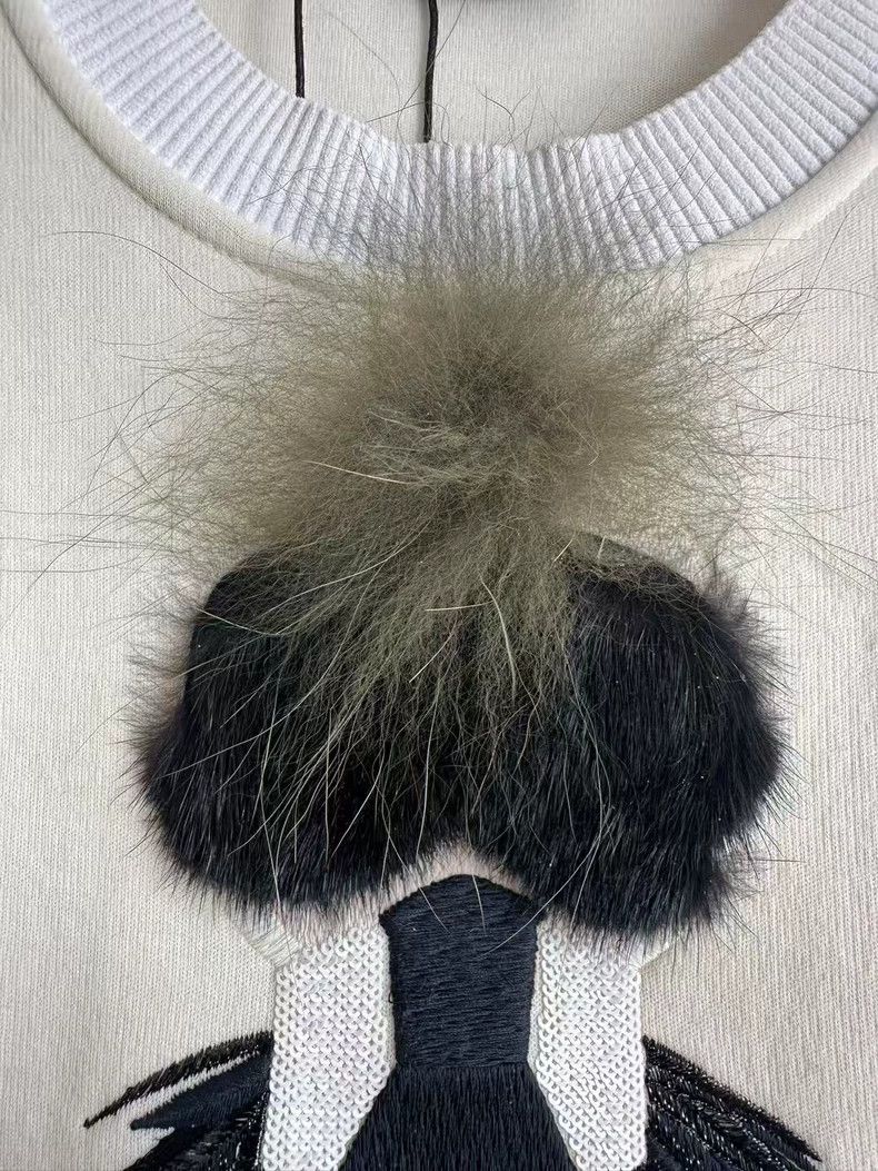 Fendi Fendi Arctic fox wool ball sweatshirt Size US XXS / EU 40 - 3 Thumbnail