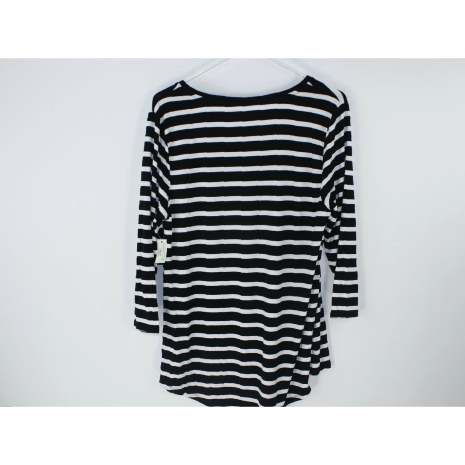 Essentials Essentials Womens Long Sleeves Round Neck Black Top L Large NWT Comfort Casual Shirt Size XL / US 12-14 / IT 48-50 - 2 Thumbnail