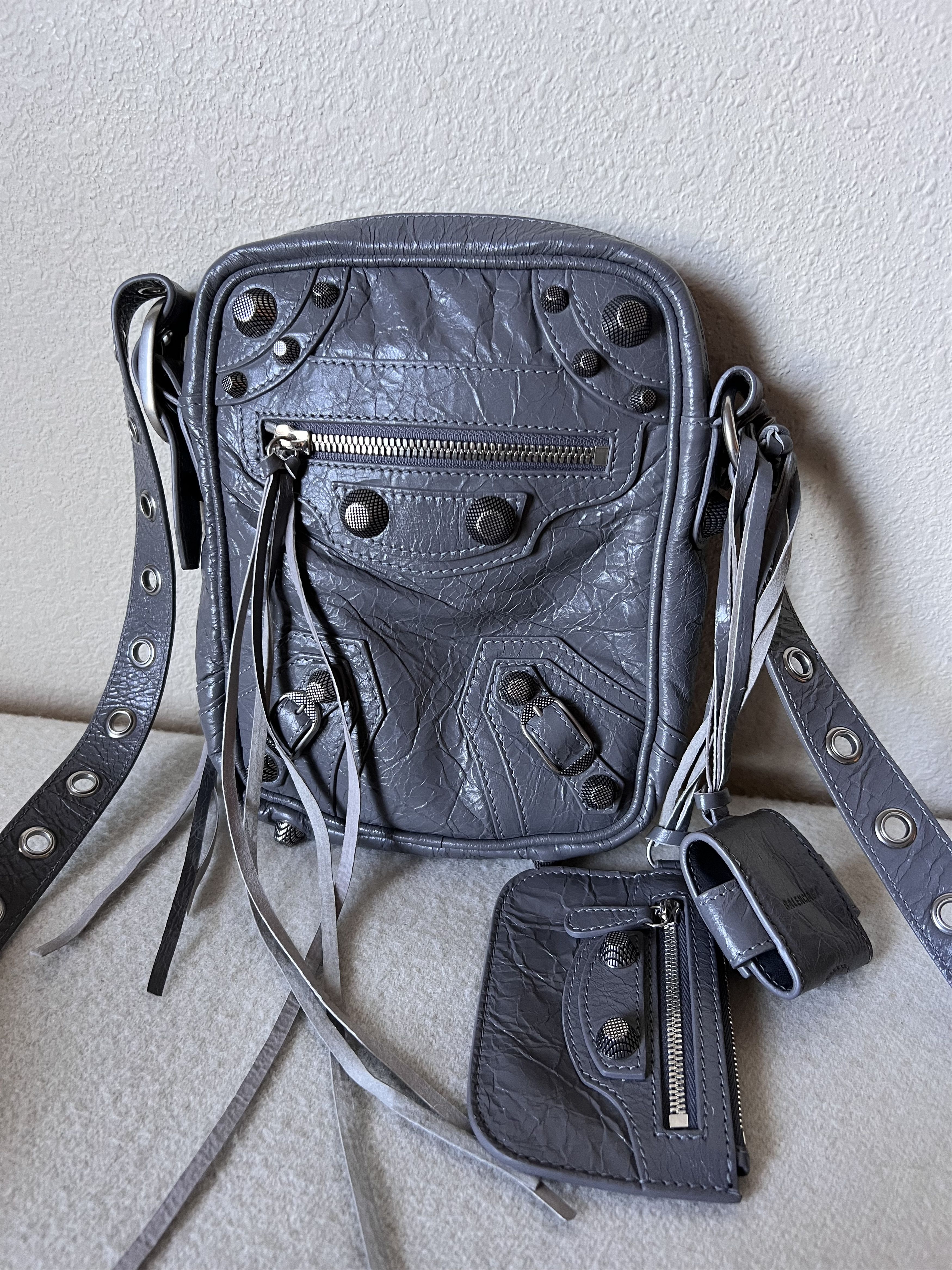 Balenciaga Balenciaga Le Cagole Crossbody Bag in Gray Size ONE SIZE - 2 Thumbnail