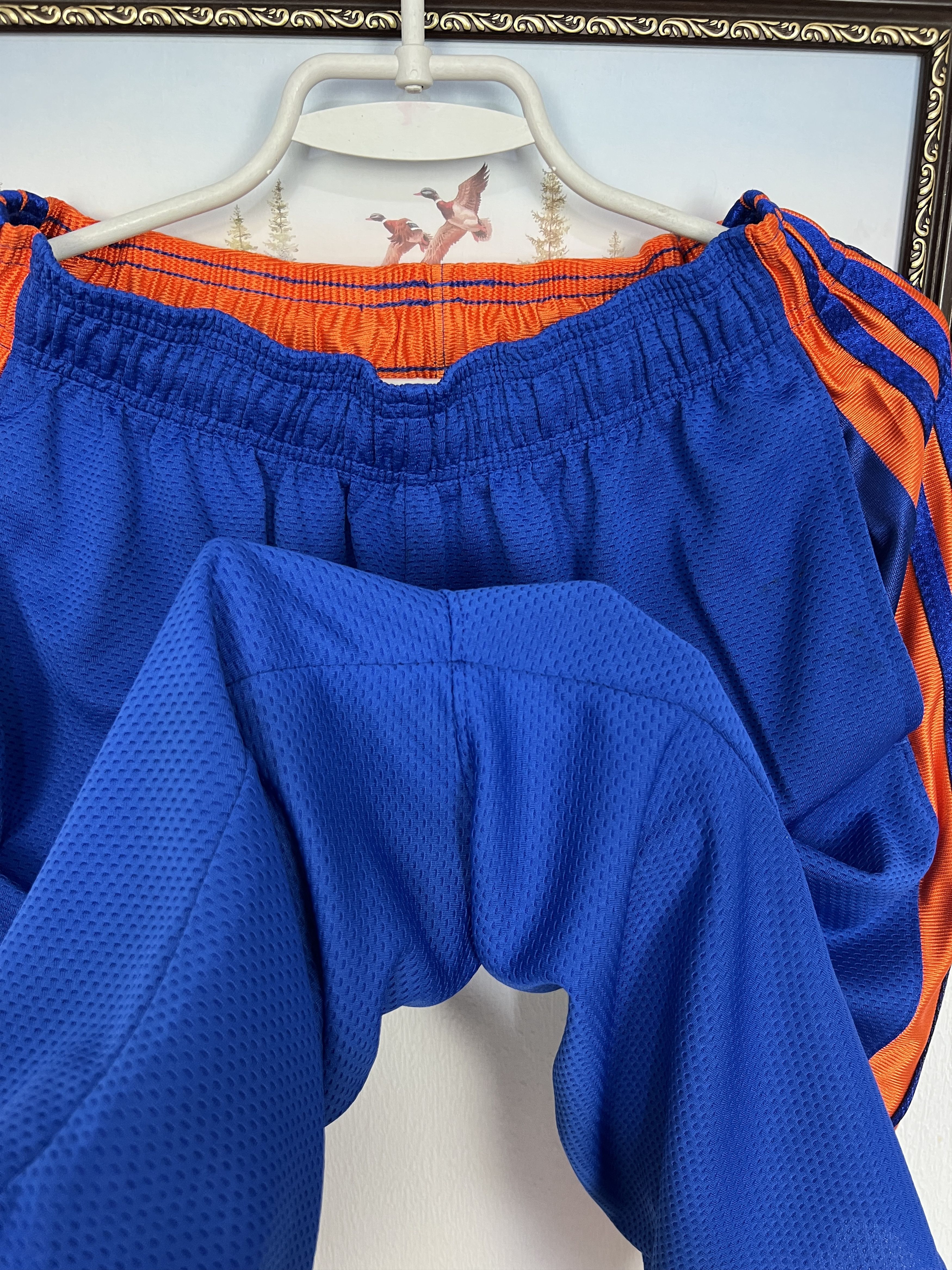 Adidas Vintage Adidas New York Knicks Blue NBA Mens Shorts L Size US 34 / EU 50 - 7 Thumbnail