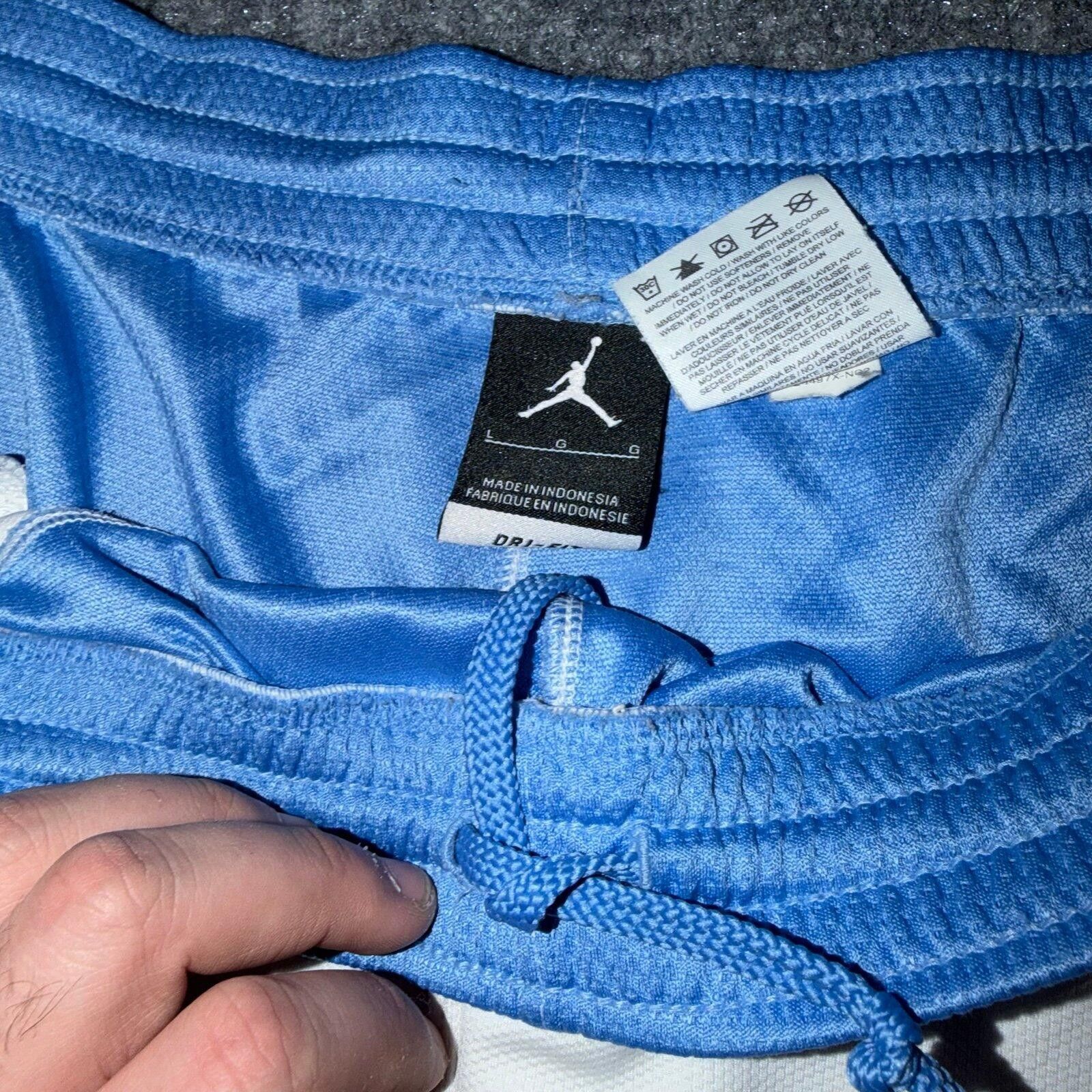 Jordan Brand Nike Air Jordan Blue/White UNC Baggy Hoop Shorts Mens LG Size US 34 / EU 50 - 5 Thumbnail