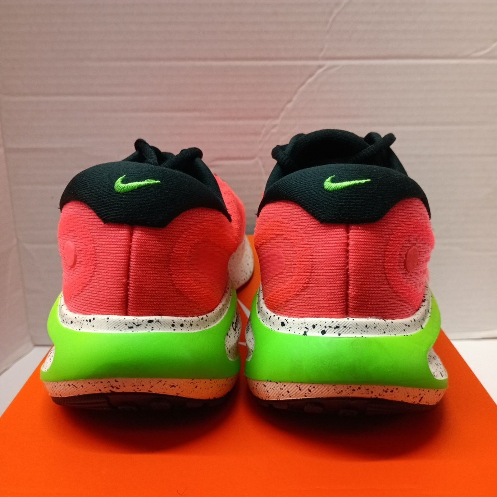 Nike Nike Journey Run Hot Punch Women's Size 7.5/Men's 6 Shoes Size US 7.5 / IT 37.5 - 4 Thumbnail