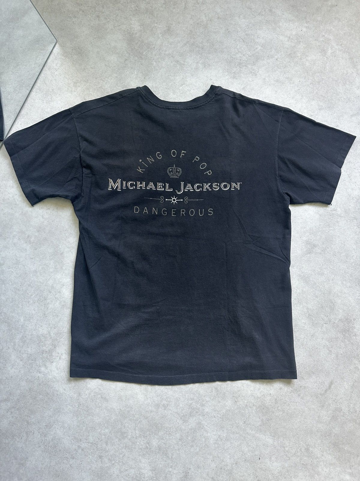Band Tees Vintage 1992 OG Michael Jackson king of pop Dangerous tour Size US XL / EU 56 / 4 - 4 Thumbnail