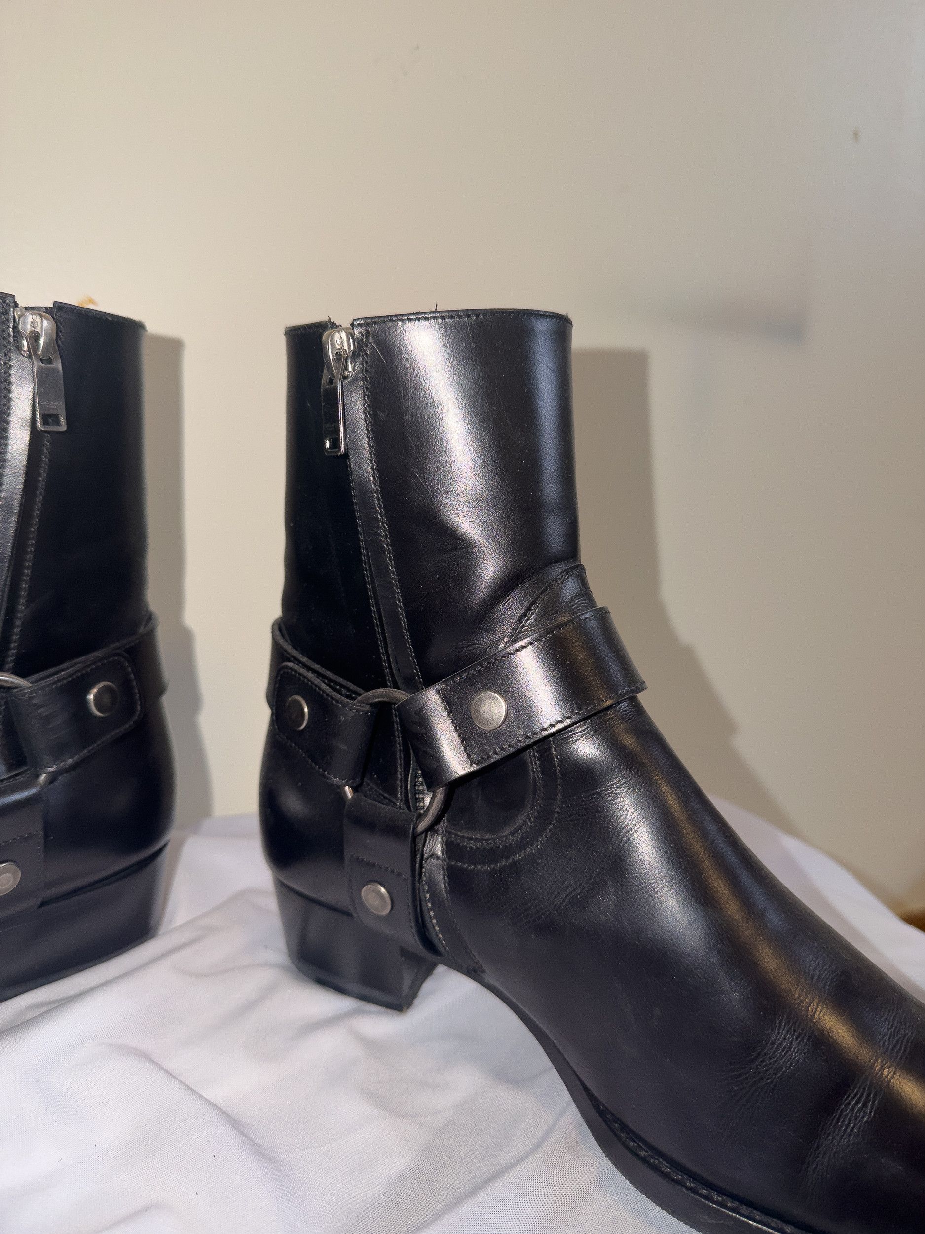 Saint Laurent Paris WYATT HARNESS BOOTS IN SMOOTH LEATHER Size US 7 / EU 40 - 2 Thumbnail