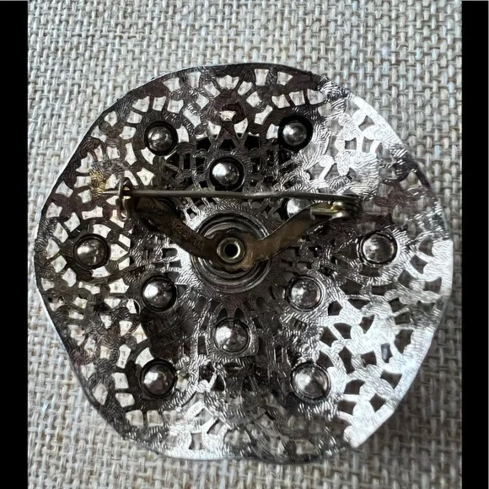 Other Vintage West Germany Victorian Brooch Filigree Hand Painted Size ONE SIZE - 3 Thumbnail