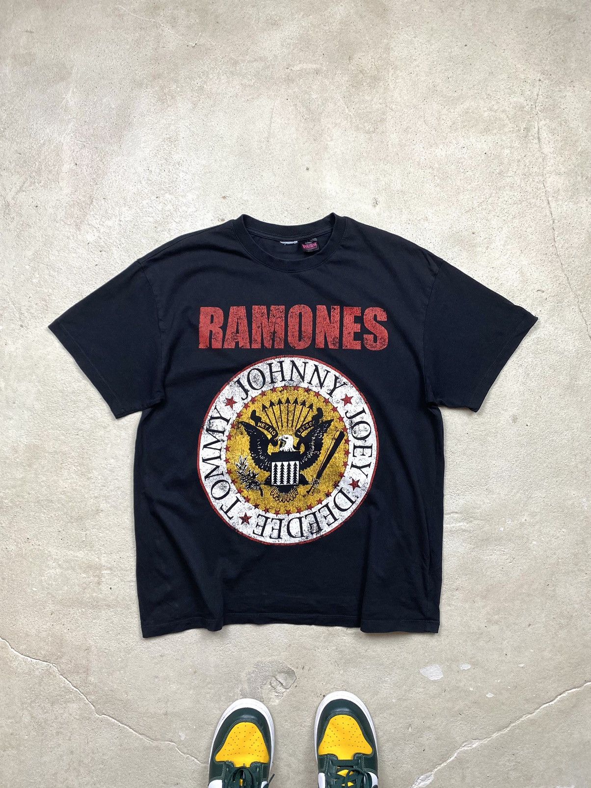 Band Tees Vintage Style Ramones Band Rock T Shirt OI Punk Rock Size US M / EU 48-50 / 2 - 1 Thumbnail
