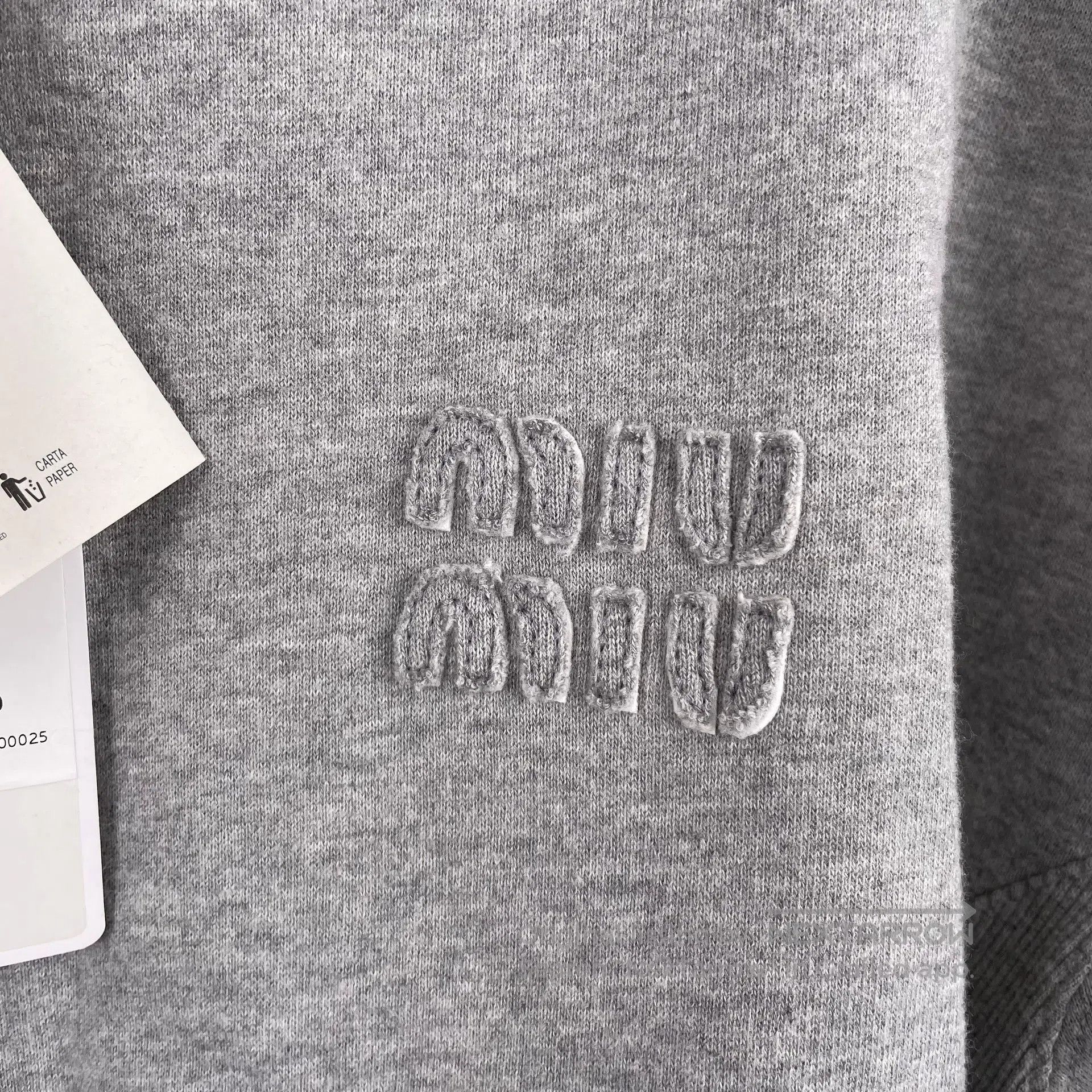 Miu Miu Miu Miu Gray navy collar long sleeve sweatshirt size M| Size US M / EU 48-50 / 2 - 3 Thumbnail