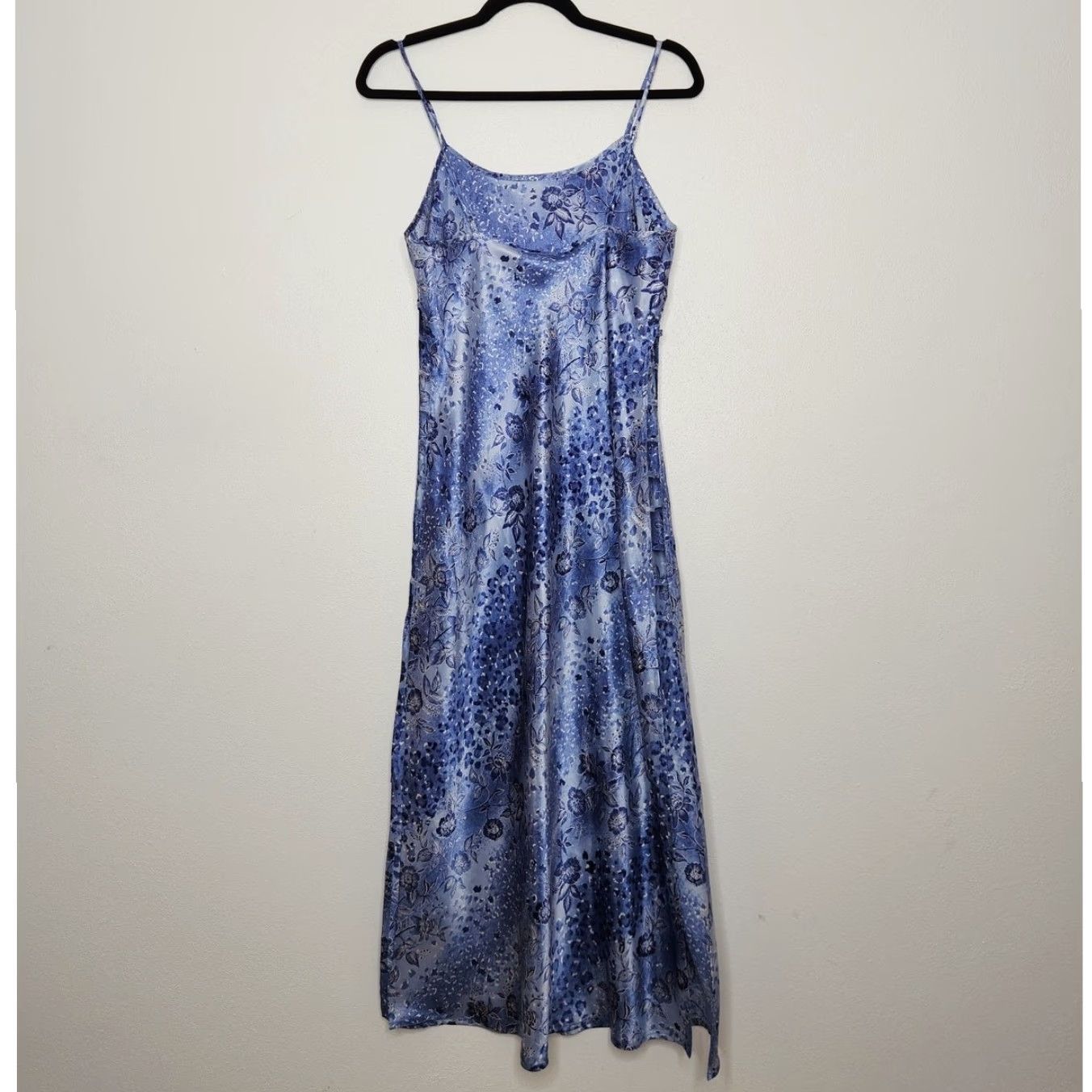 Vintage VINTAGE Slip Dress Dress, Midi, Blue, Inner Most, M, Women, Style: Slip Dress, Floral Ombre Tie Dye, Y2K, Fairy Whimsy Art, 90s Inspired Size M / US 6-8 / IT 42-44 - 4 Thumbnail