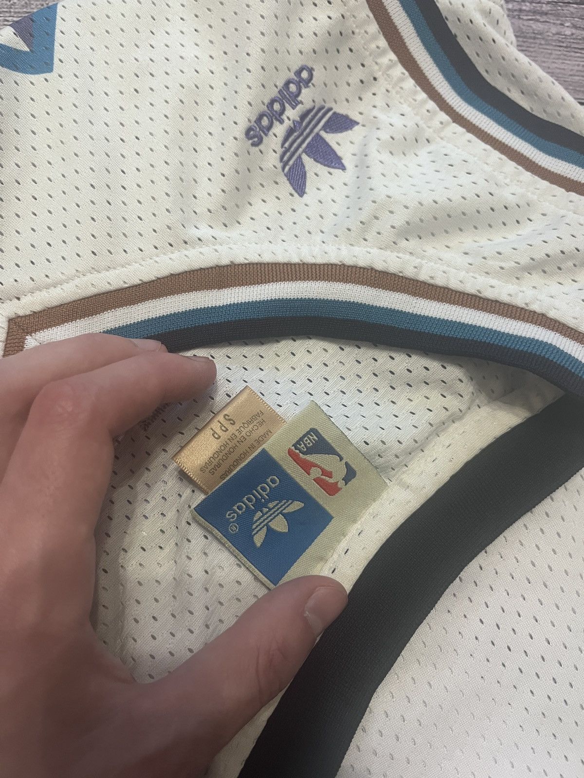 Adidas Adidas Hardwood Classics Utah Jazz Karl Malone #32 Jersey Size US S / EU 44-46 / 1 - 7 Thumbnail