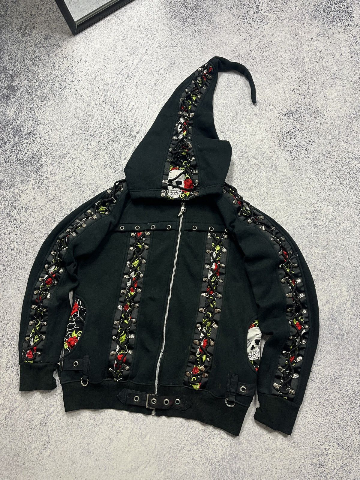 Japanese Brand Ghotic Emo Skull Logo Roses Laced Zip Hoodie Japanese Style Size US S / EU 44-46 / 1 - 3 Thumbnail