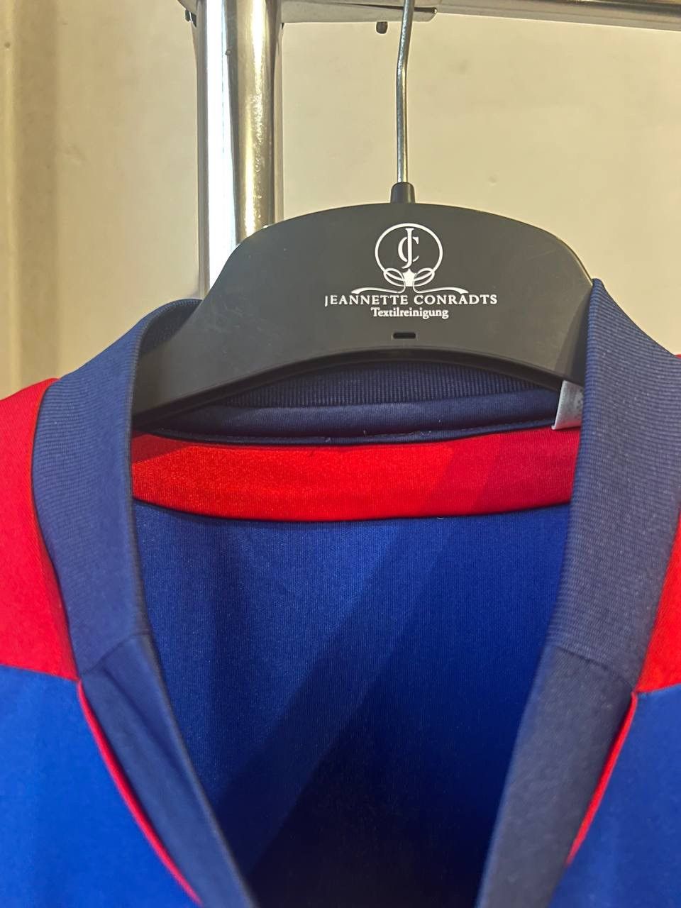 Adidas OLYMPIQUE LYONNAIS LYON FRANCE TRAINING SOCCER JERSEY SHIRT Size US S / EU 44-46 / 1 - 7 Thumbnail
