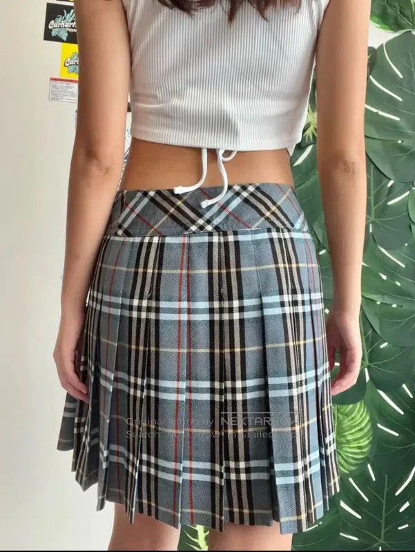 Burberry Burberry Blue Wool Pleated Skirt. Size 23" - 3 Thumbnail