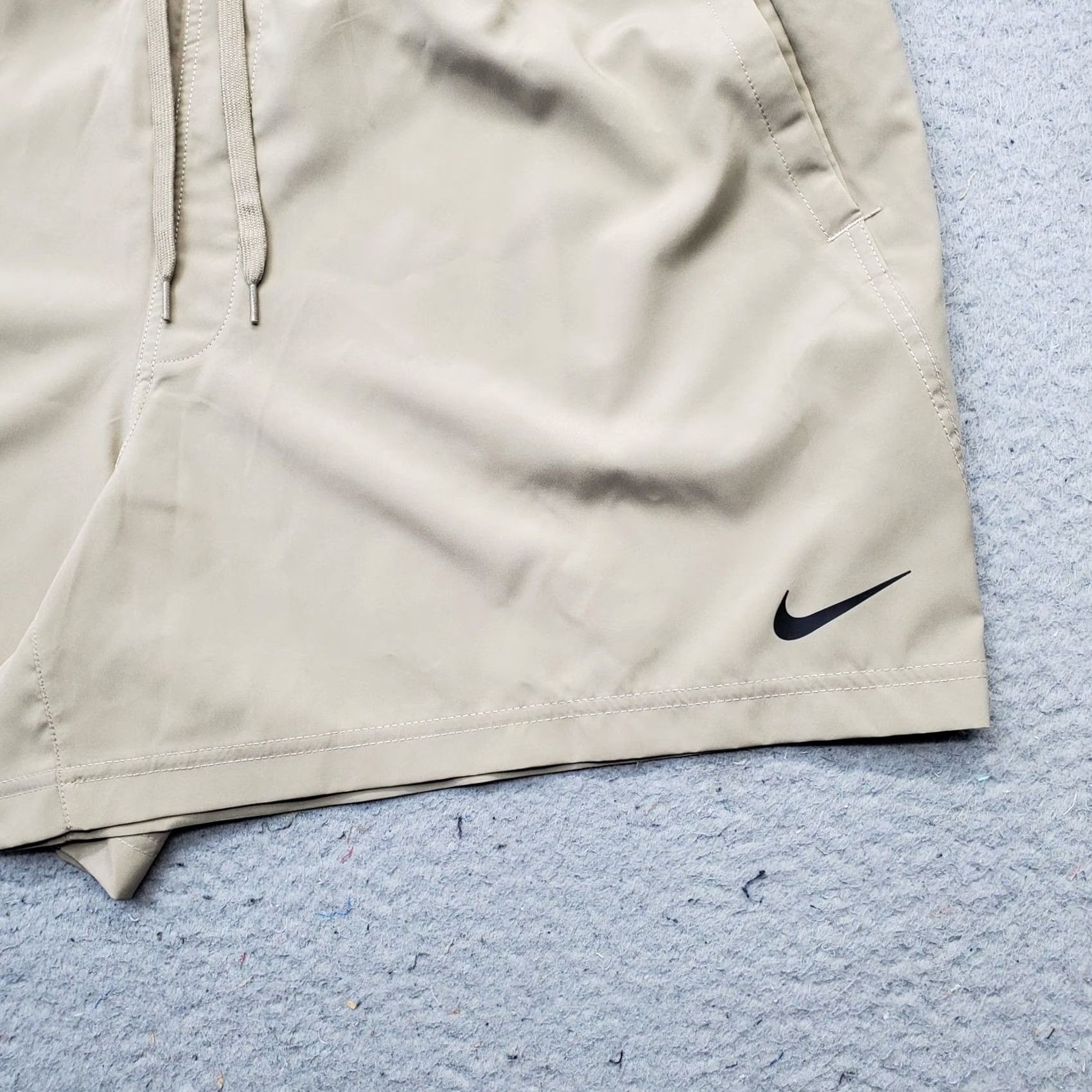 Nike Nike Running Shorts Mens XL Tan Four-Way Stretch Drawstring Waist Size US 36 / EU 52 - 3 Thumbnail