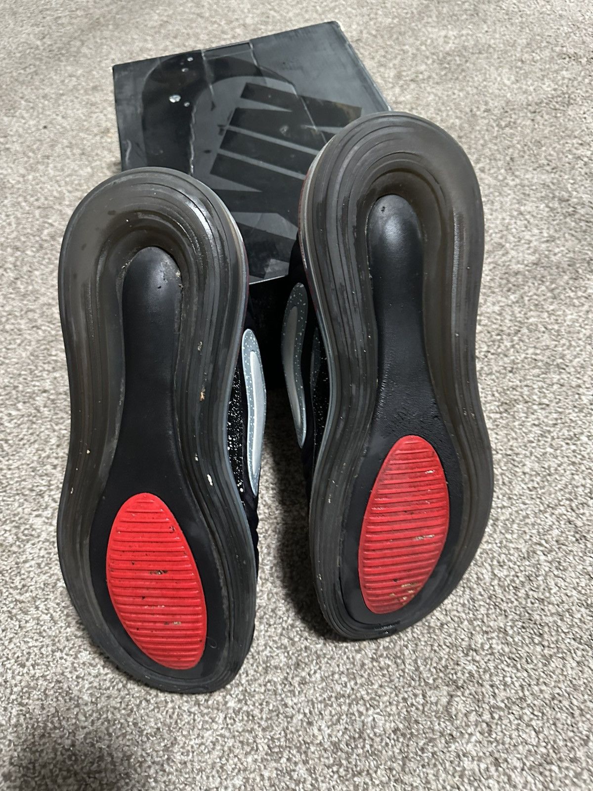 Undercover Nike Air Max 720 x UNDERCOVER Black/University Red – Size 10 Size US 10 / EU 43 - 5 Thumbnail