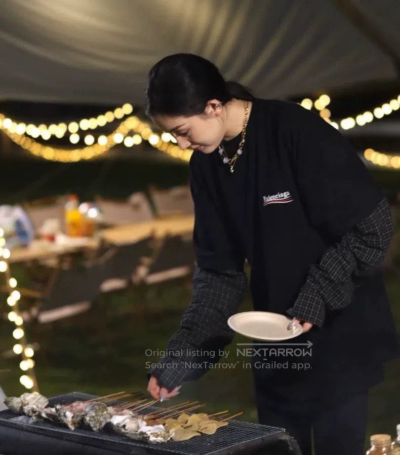 Balenciaga Balenciaga Black Coke Fake Two-Piece Long Sleeve/Size 2 Size US M / EU 48-50 / 2 - 4 Thumbnail