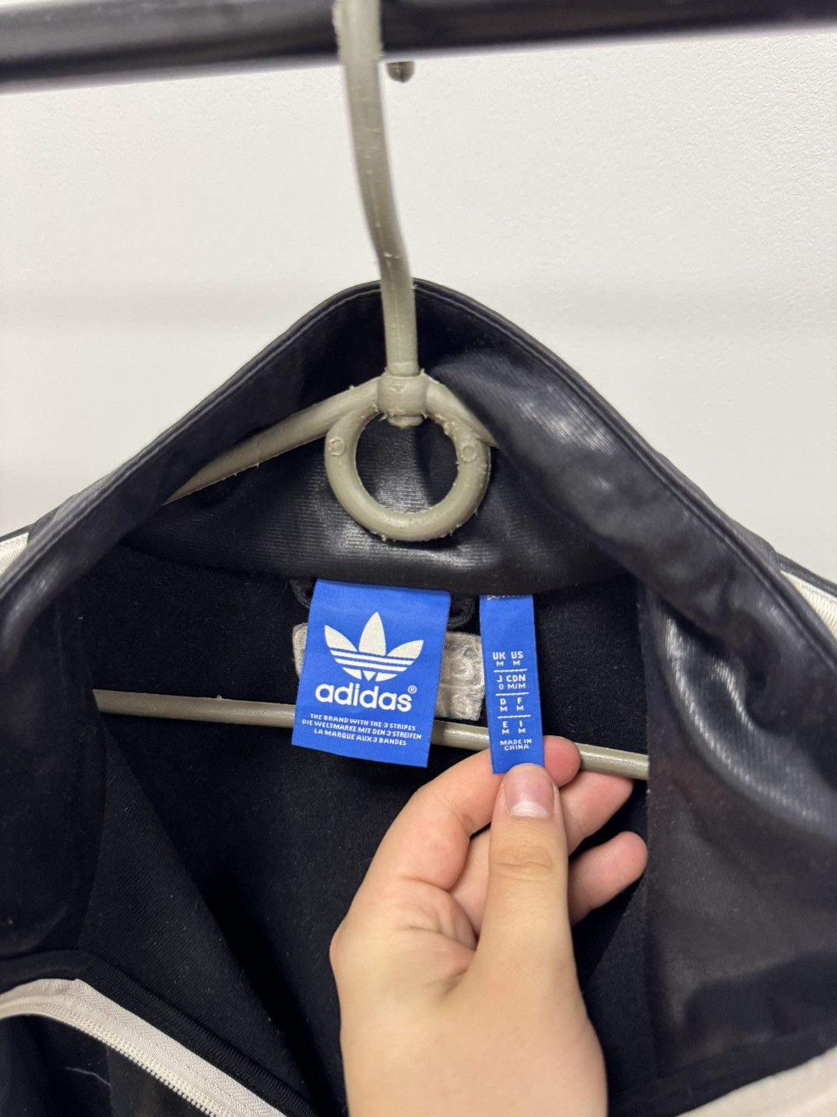 Adidas Vintage Adidas Chile 62 Track Jacket Firebrid Originals Y2K Size US M / EU 48-50 / 2 - 3 Thumbnail