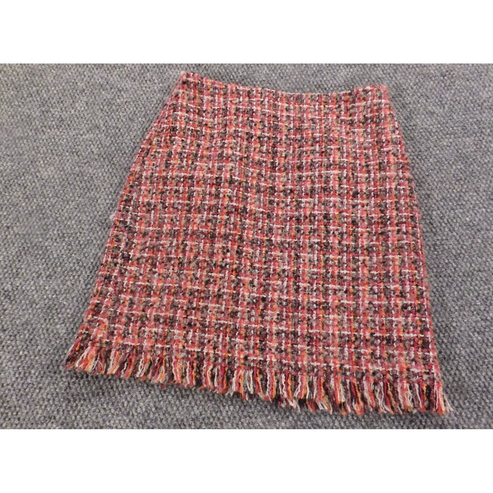 Talbots Talbots Skirt A-Line Red Plaid 2P Petites Zip Knee Length Womens Lined Vintage No (adjusted for clarity) Size 26" / US 2 / IT 38 - 2 Thumbnail