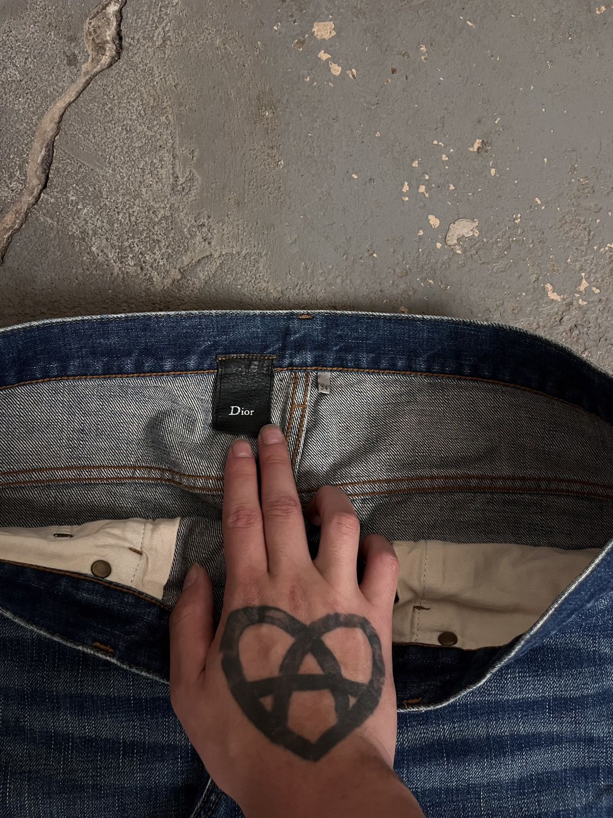 Dior × Hedi Slimane AW07 “Navigate” Clawmark Jeans Size US 34 / EU 50 - 4 Thumbnail