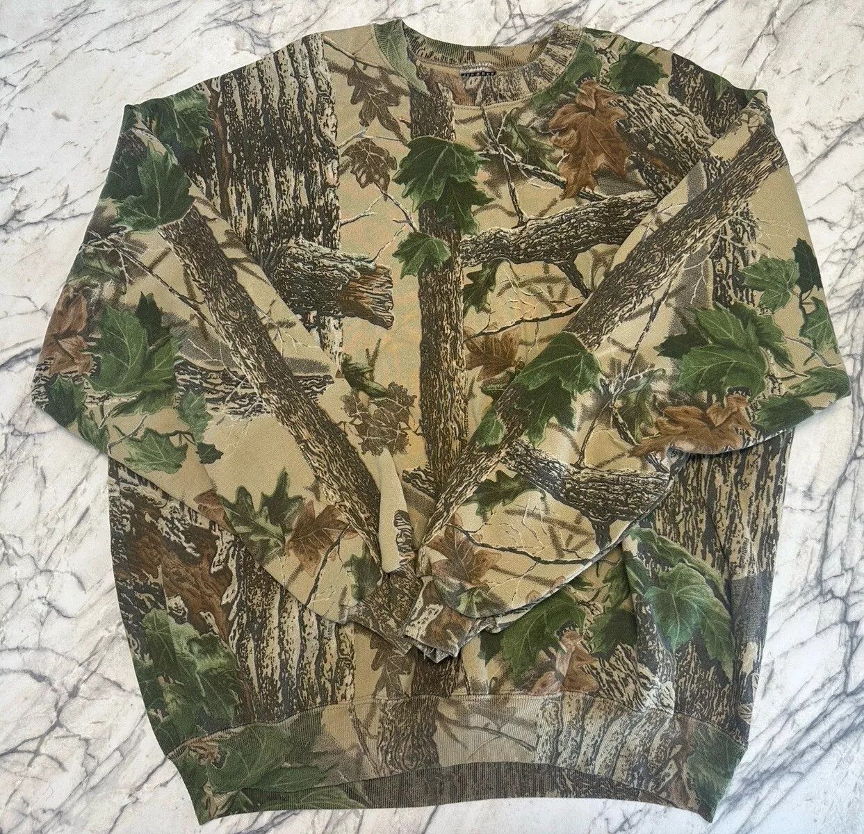 Realtree crewneck sweatshirt sales