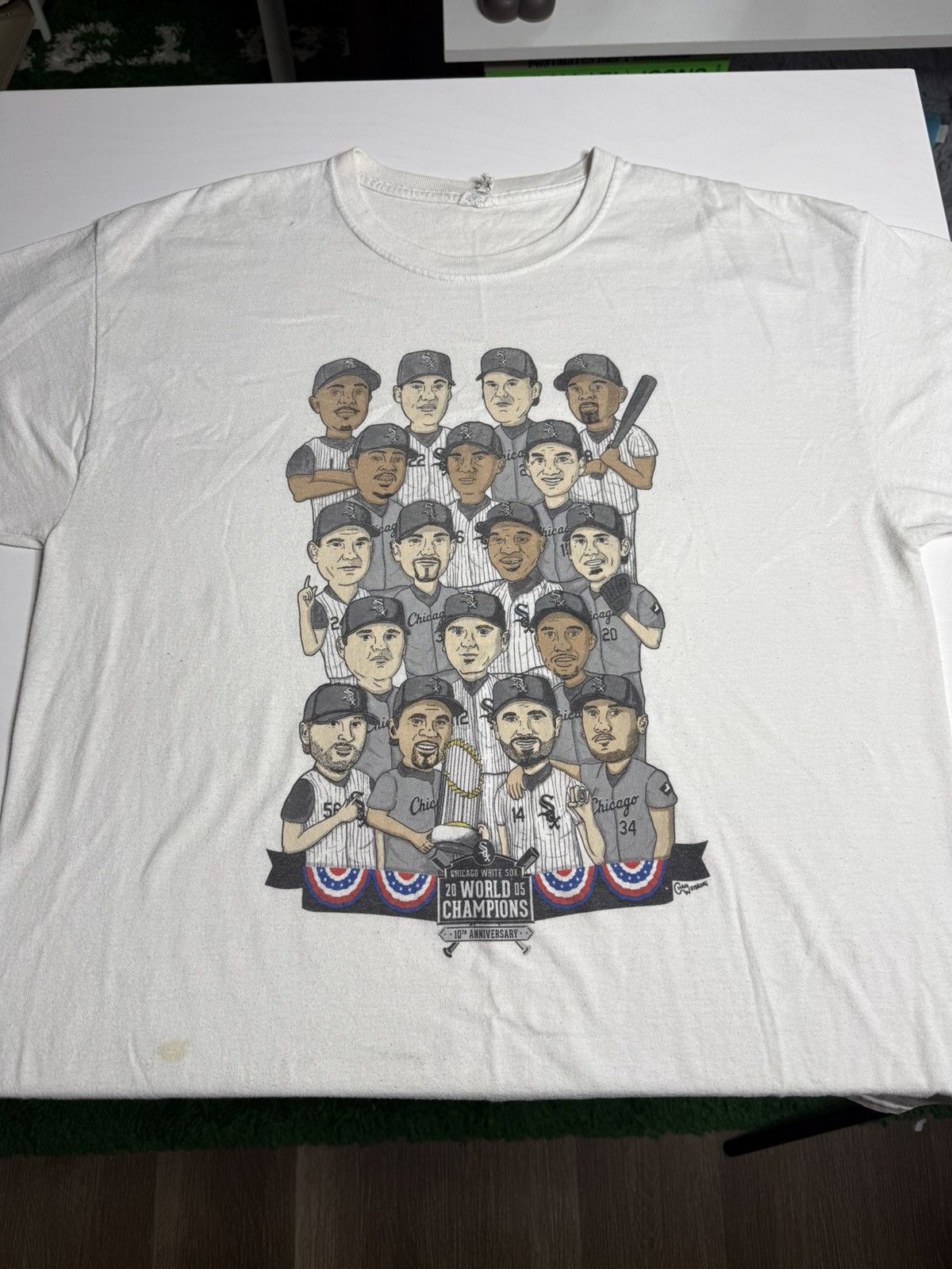 Vintage VINTAGE 2005 Chicago White Sox Tee "White" [ XL ] PREOWNED Size US XL / EU 56 / 4 - 3 Thumbnail