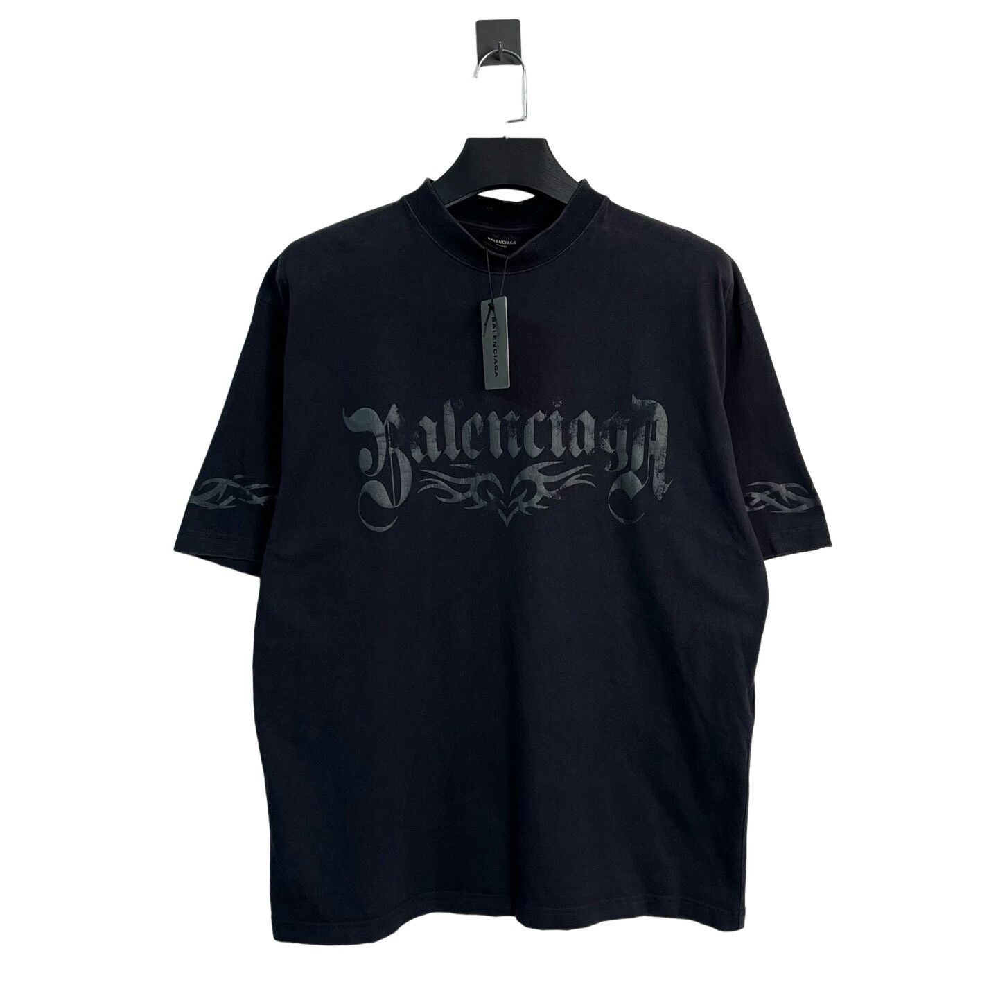 Balenciaga Balenciaga Tribal Graphic T-Shirt Size M Size US M / EU 48-50 / 2 - 1 Thumbnail