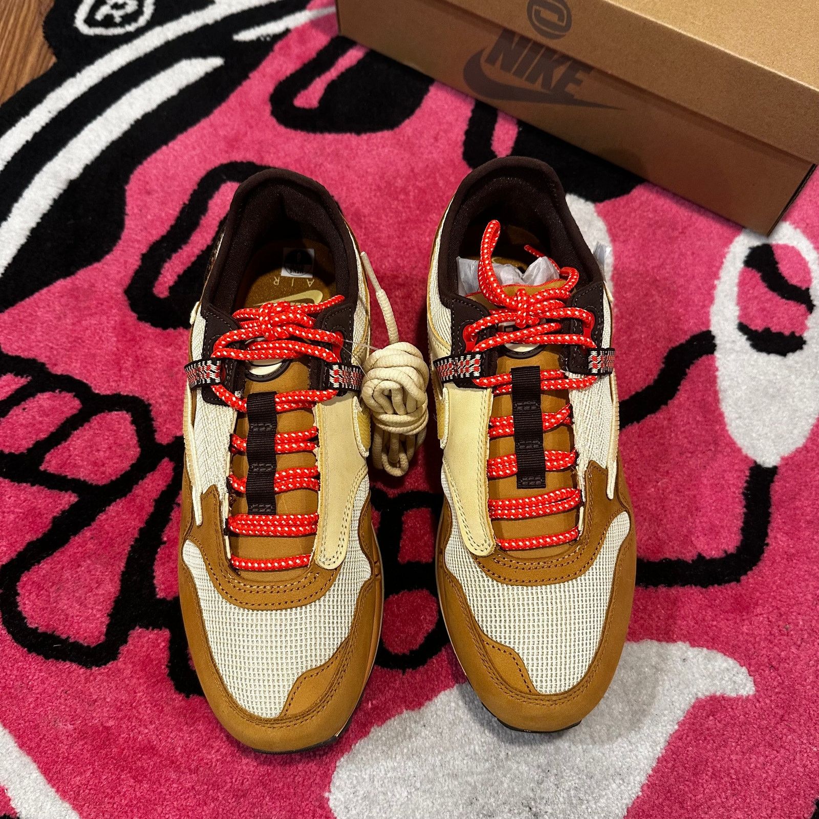 Travis Scott Nike Air Max 1 Travis Scott Cactus Jack Baroque Brown Size 9 Size US 9 / EU 42 - 6 Thumbnail