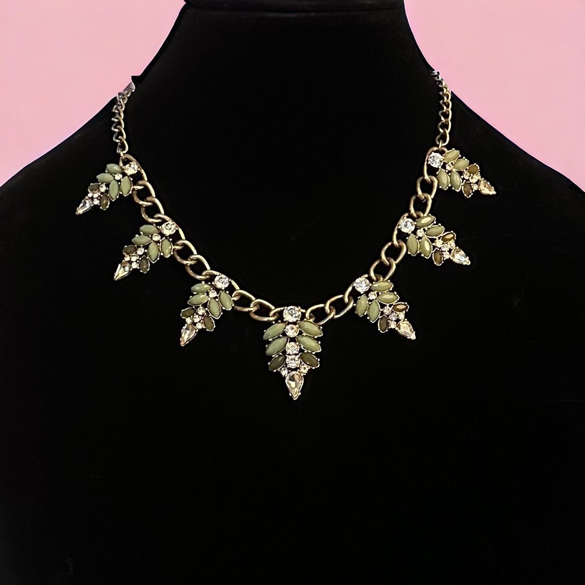Other Rhinestone leaf pendant statement necklace Size ONE SIZE - 1 Thumbnail
