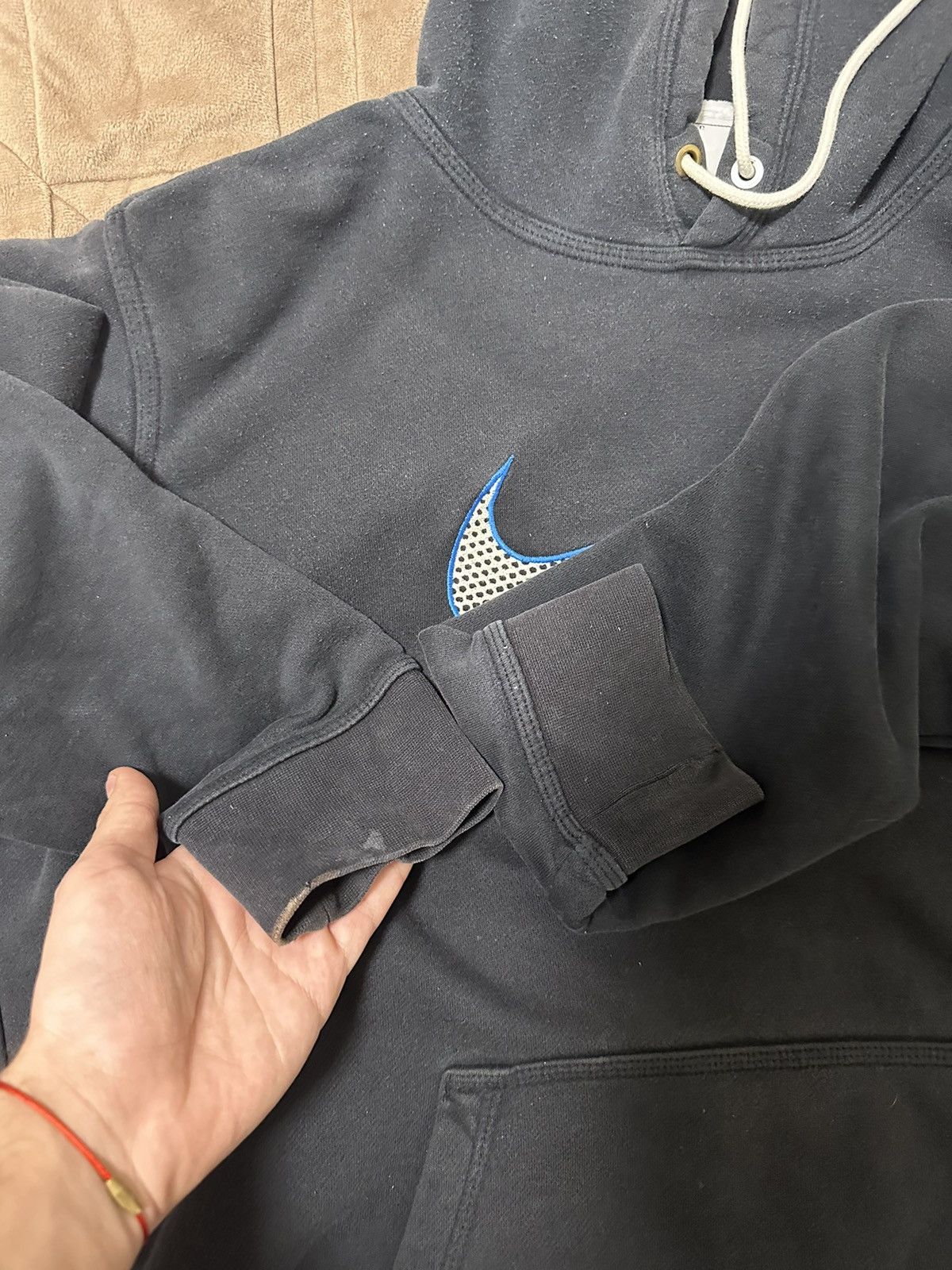 Nike Vintage Nike Hoodie Big Swoosh Logo Size US L / EU 52-54 / 3 - 11 Thumbnail