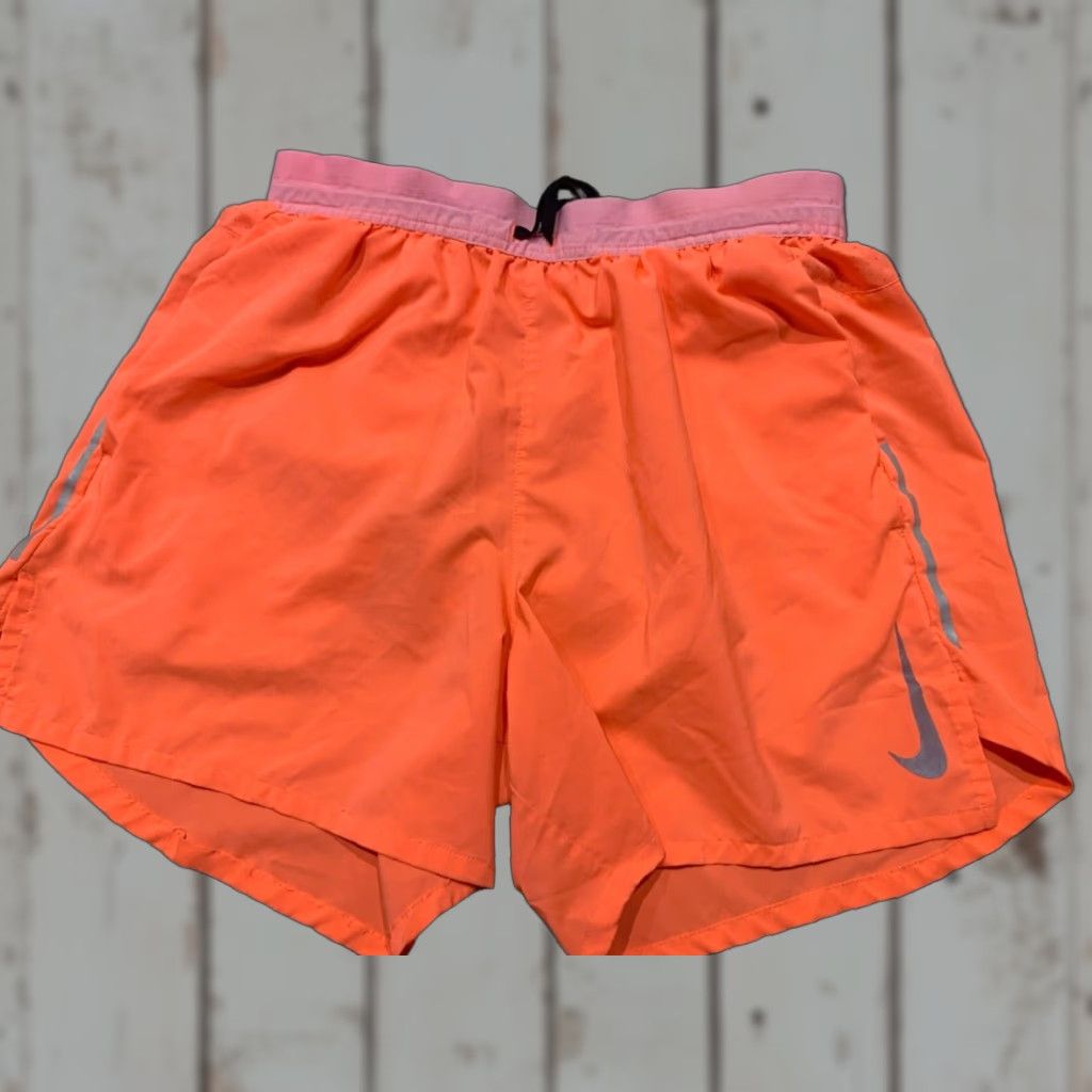 Nike Nike Women's Lined Running Shorts Medium Peach Athletic Size 32" / US 10 / IT 46 - 1 Thumbnail