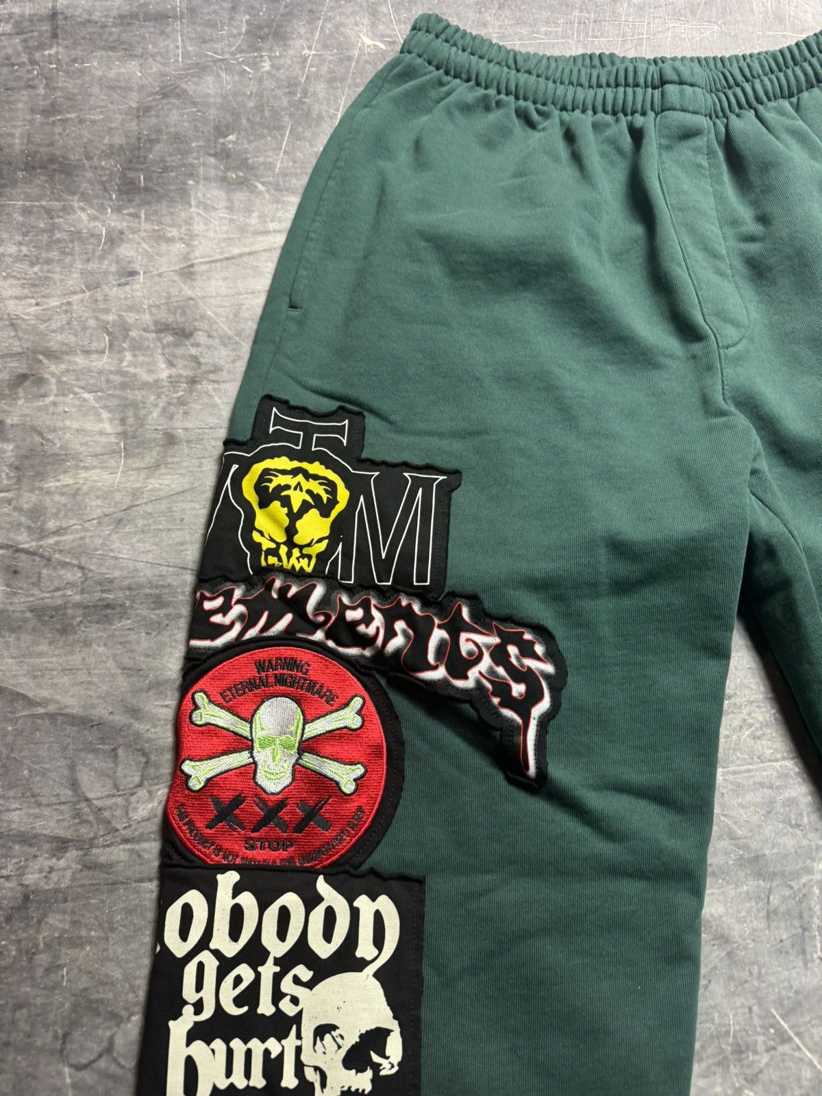 Vetements Vetements Metal Patchwork Sweatpants in Green Size US 36 / EU 52 - 3 Thumbnail