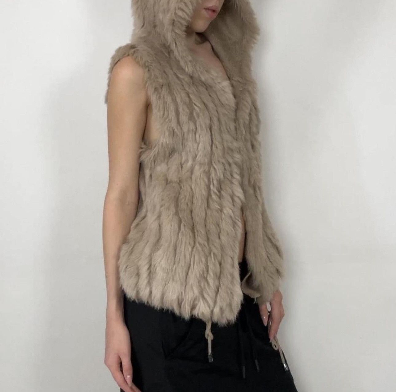 Other Stefanel rabbit fur vest size S/M with a hood Size S / US 4 / IT 40 - 11 Thumbnail