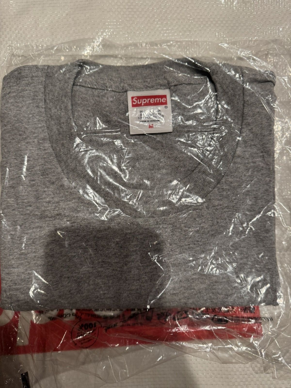Supreme Supreme Grinch Tee Size US M / EU 48-50 / 2 - 3 Thumbnail